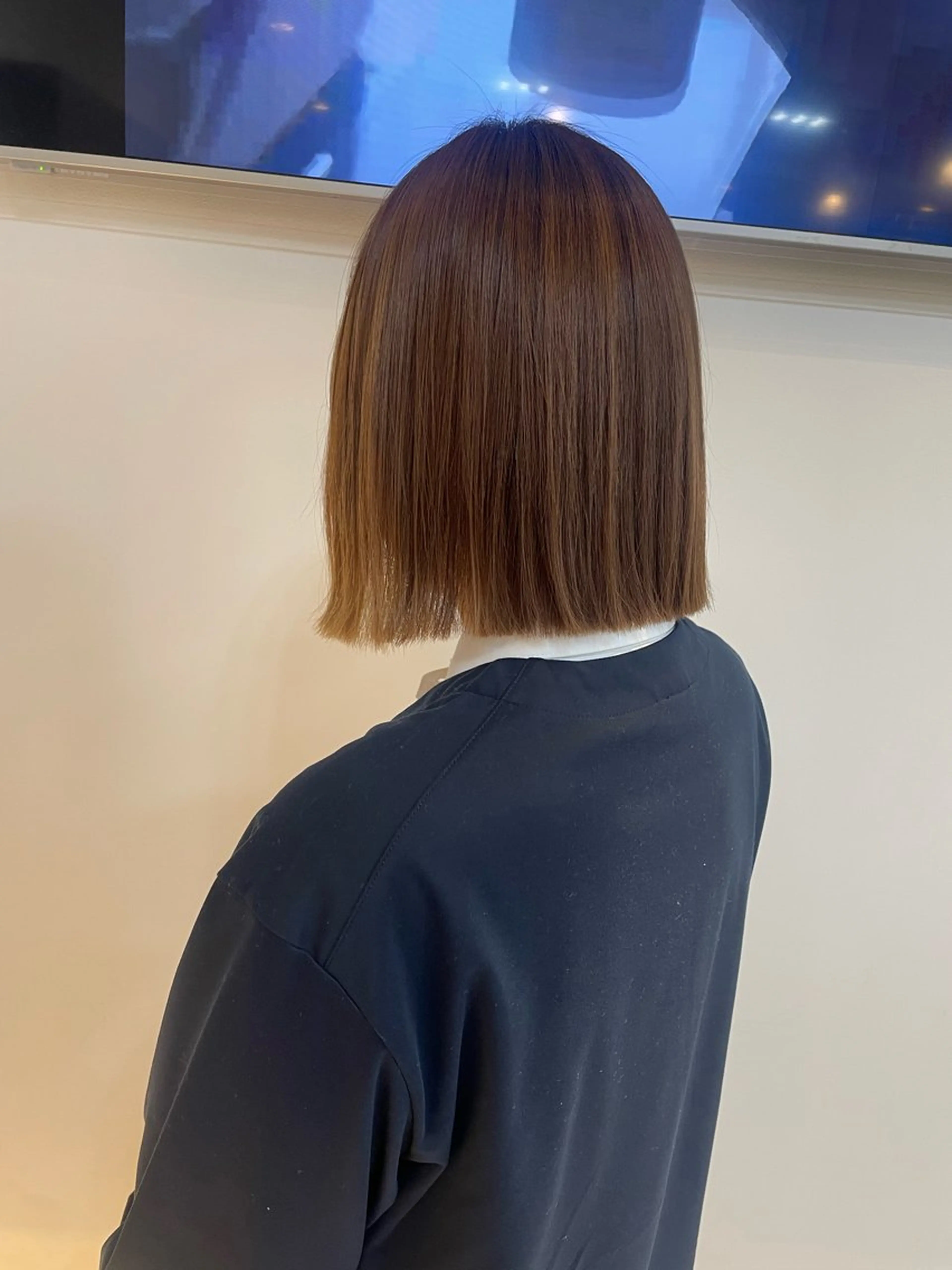 セミロング カラー カット ヘアカラー トリートメント 🍊うる艶暖色カラー ボブ🍓マツパまゆかのヘアスタイル