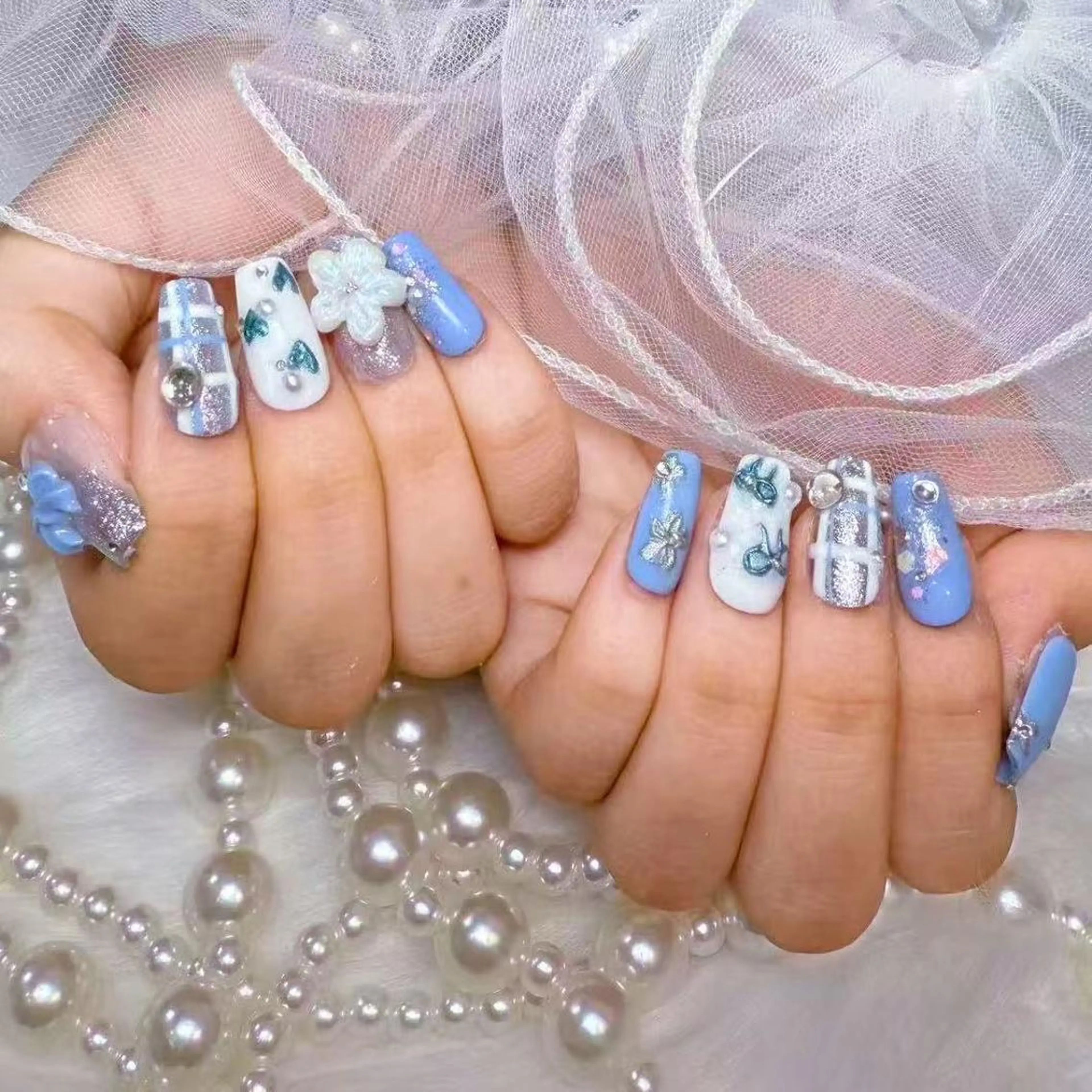 ネイル DEMAIN- 🌹のネイルデザイン