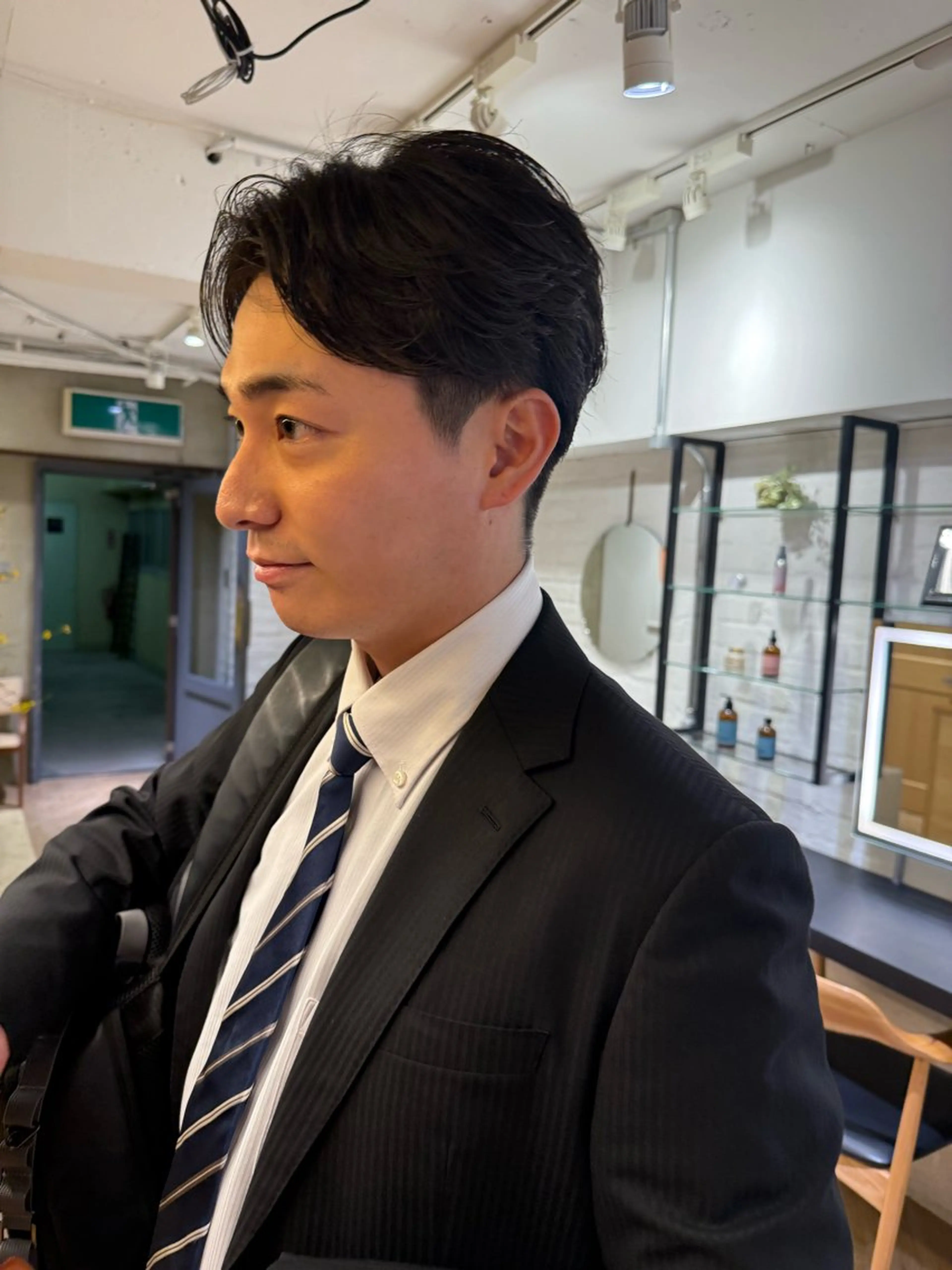 メンズ パーマ センターパート 田形清流のヘアスタイル