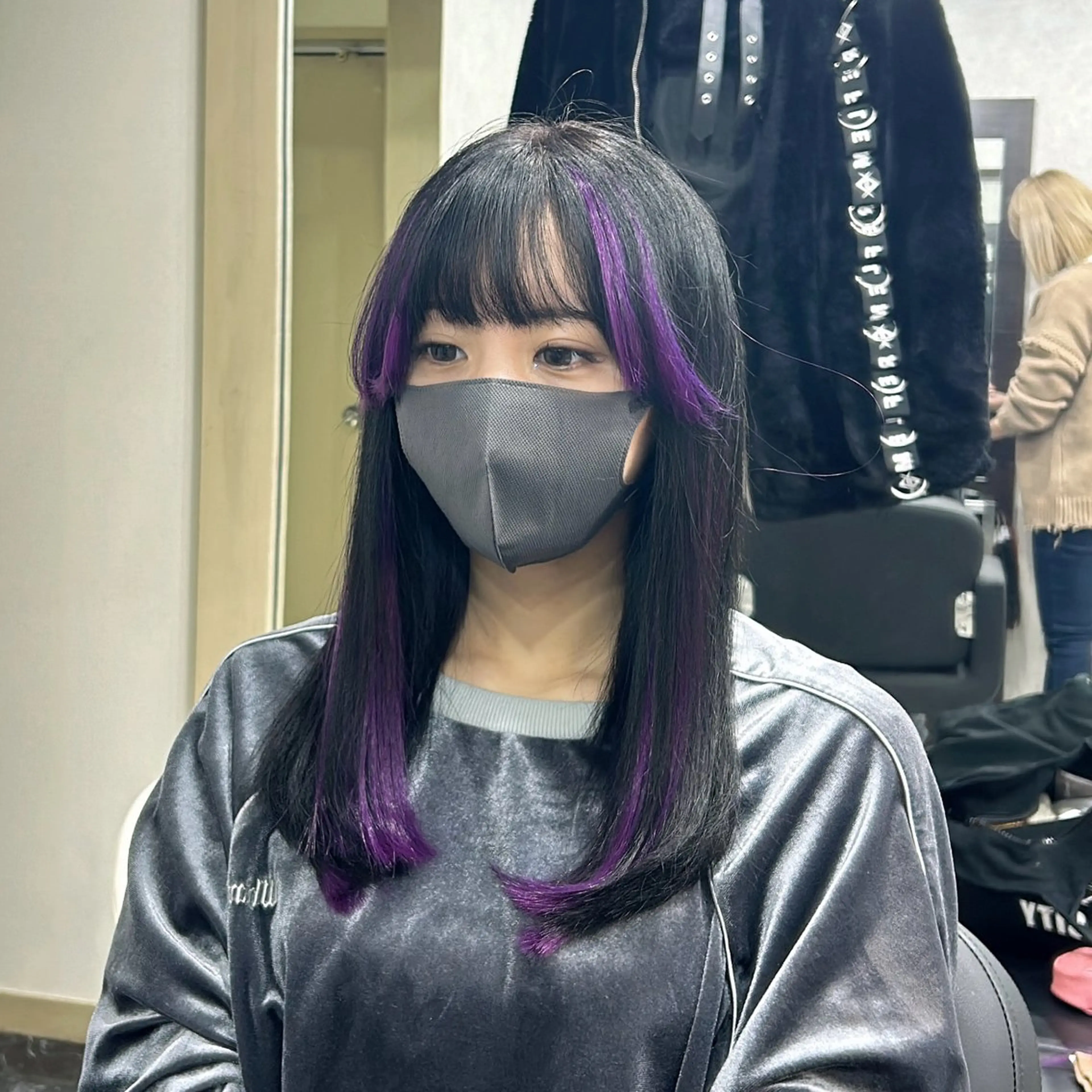 ミディアム カラー エクステ カット エクステ シールエクステの女神 🍑Momo🍑のヘアスタイル