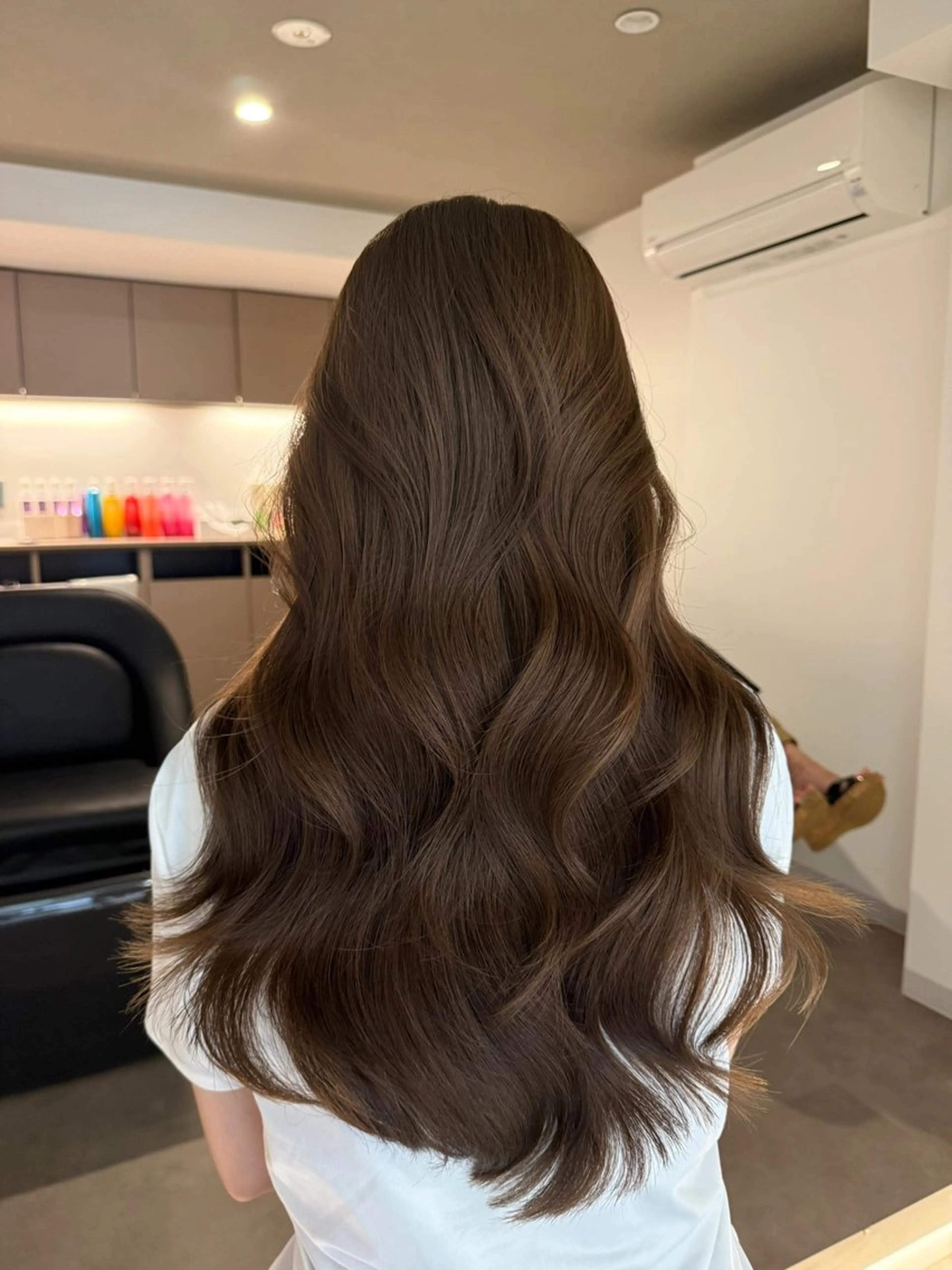 ミディアム カラー ベージュカラー ブリーチ ブラウンカラー ケアブリーチ カシス カット ヘアカラー トリートメント 艶感×抜け感hair /ReLit 正源のヘアスタイル