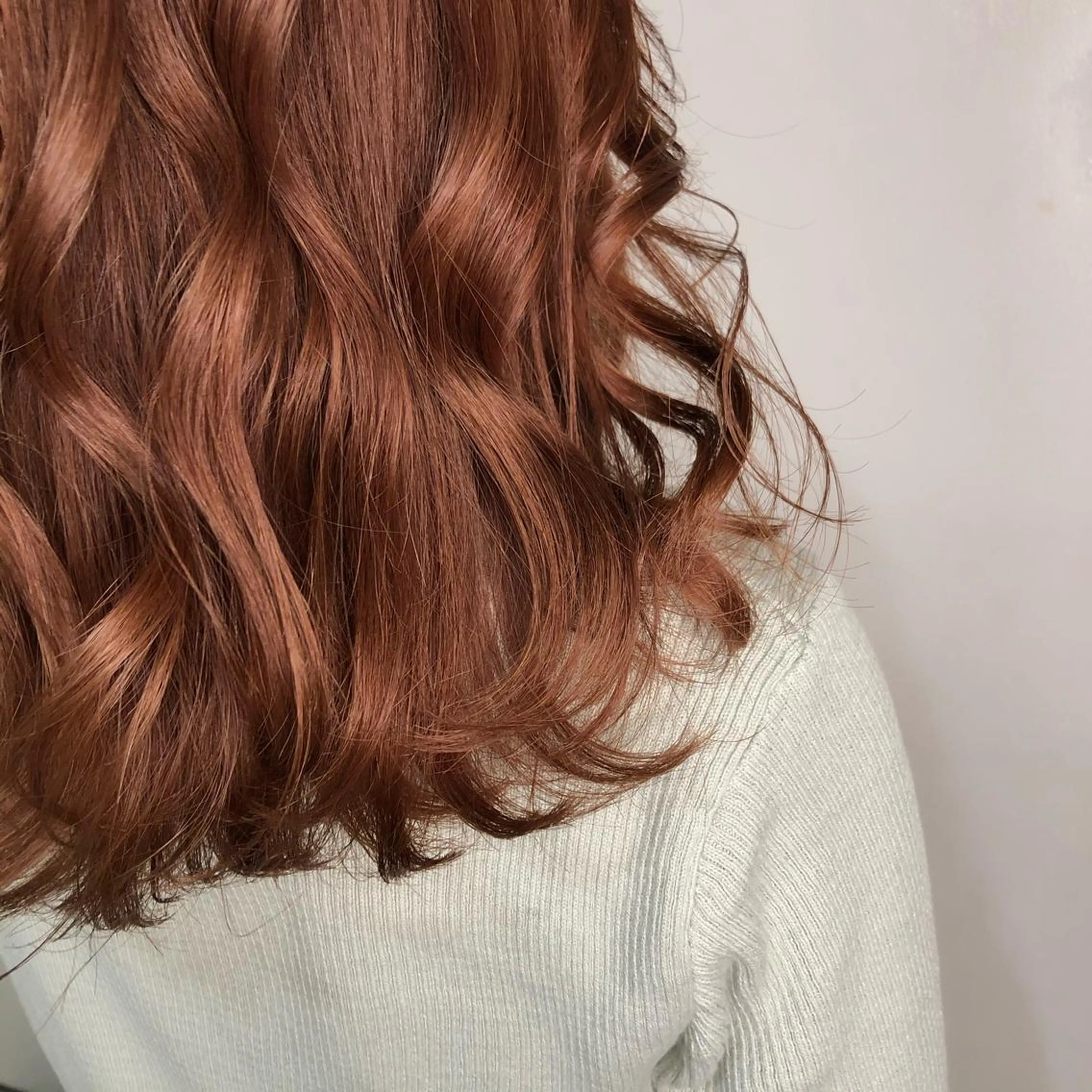 ミディアム カラー ヘアアレンジ マツエク・マツパ ベージュカラー オレンジ オレンジベージュ カラーマツエク Noah's　Ark所属・透明感カラー🫧ヘア セット🫧松本菜月の眉毛・アイブロウイメージ