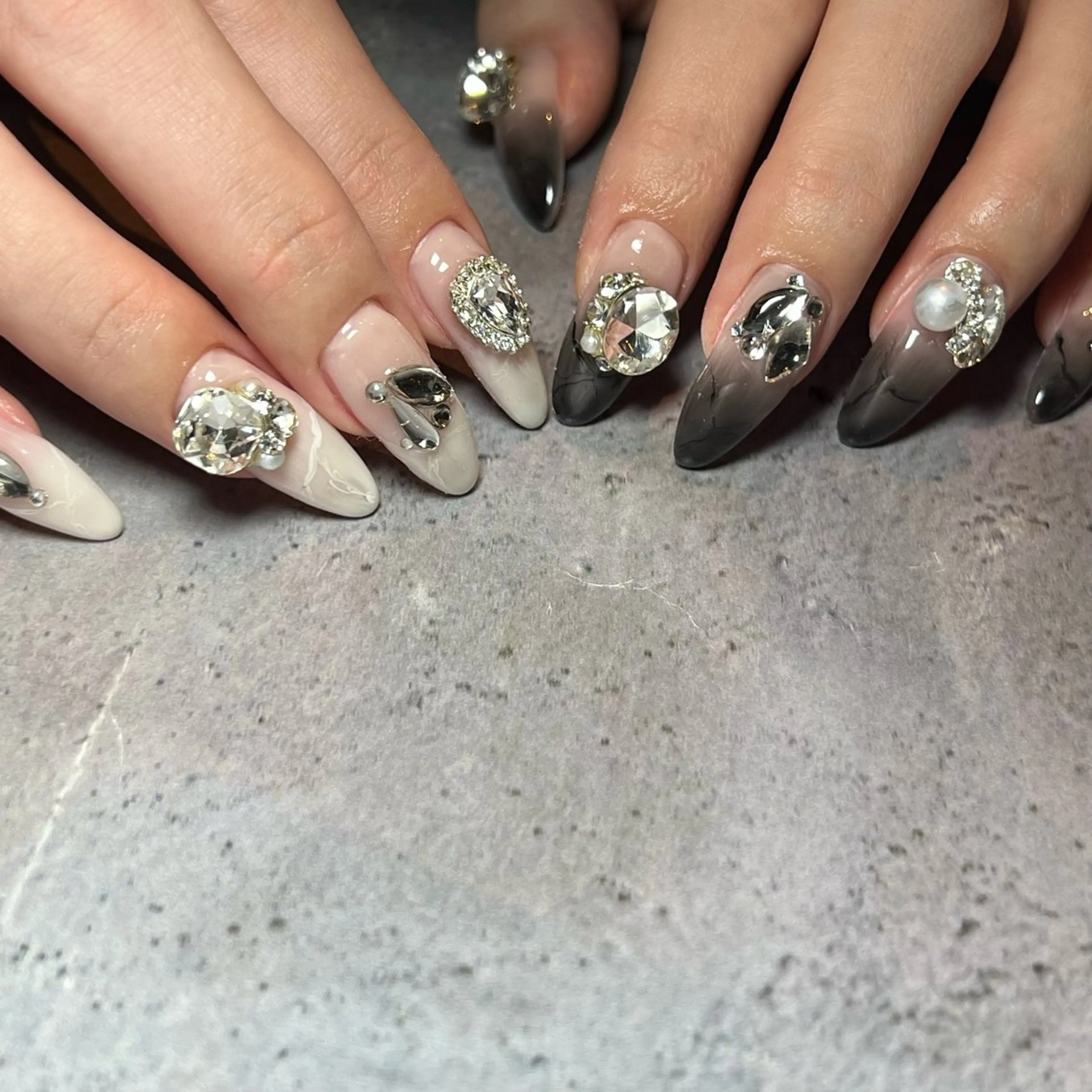 ネイル ハンドネイル 𝐫𝐚𝐢 𝐧𝐚𝐢𝐥のネイルデザイン