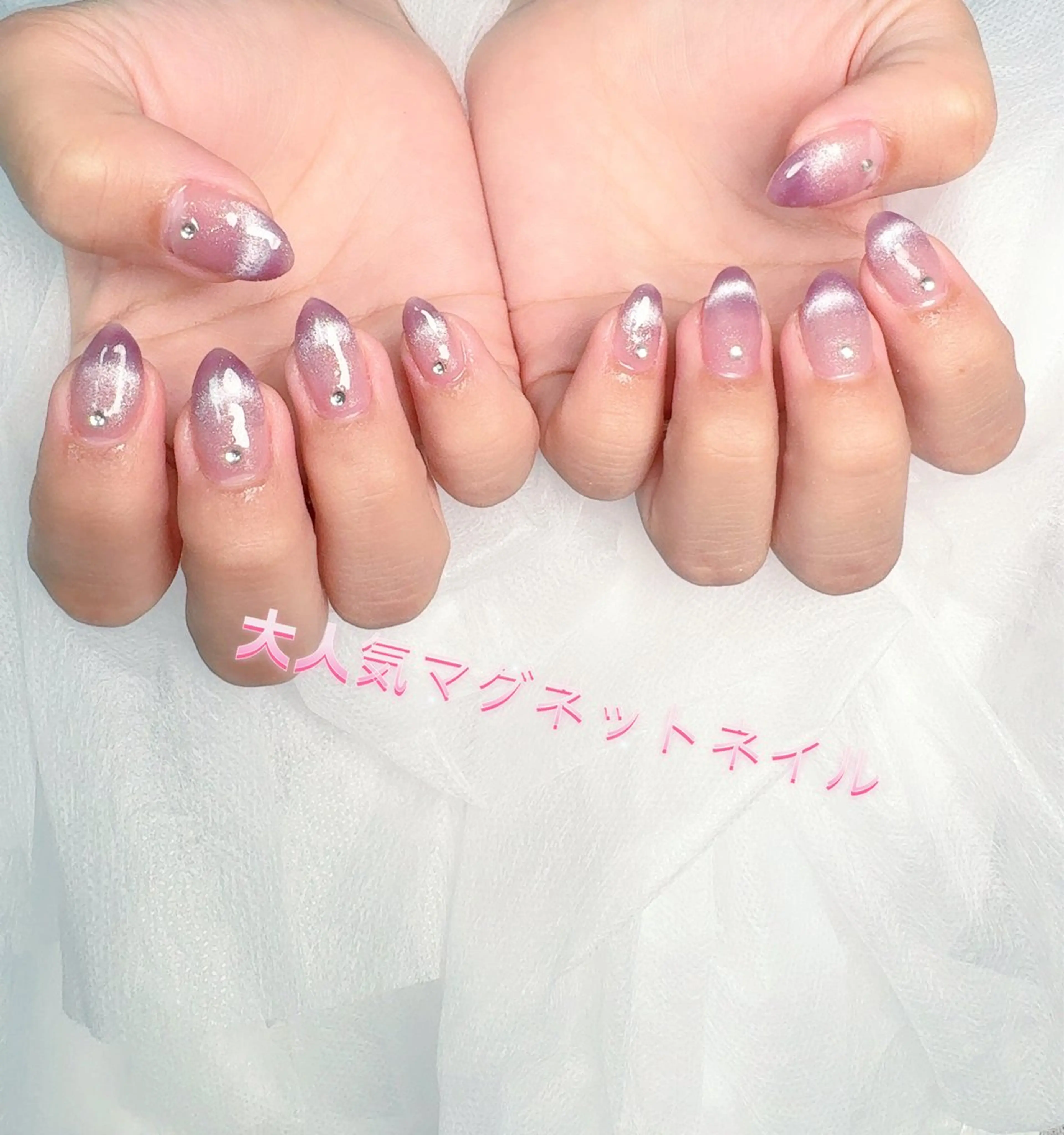 ネイル pink ladyサロン所属・べ にのネイルデザイン