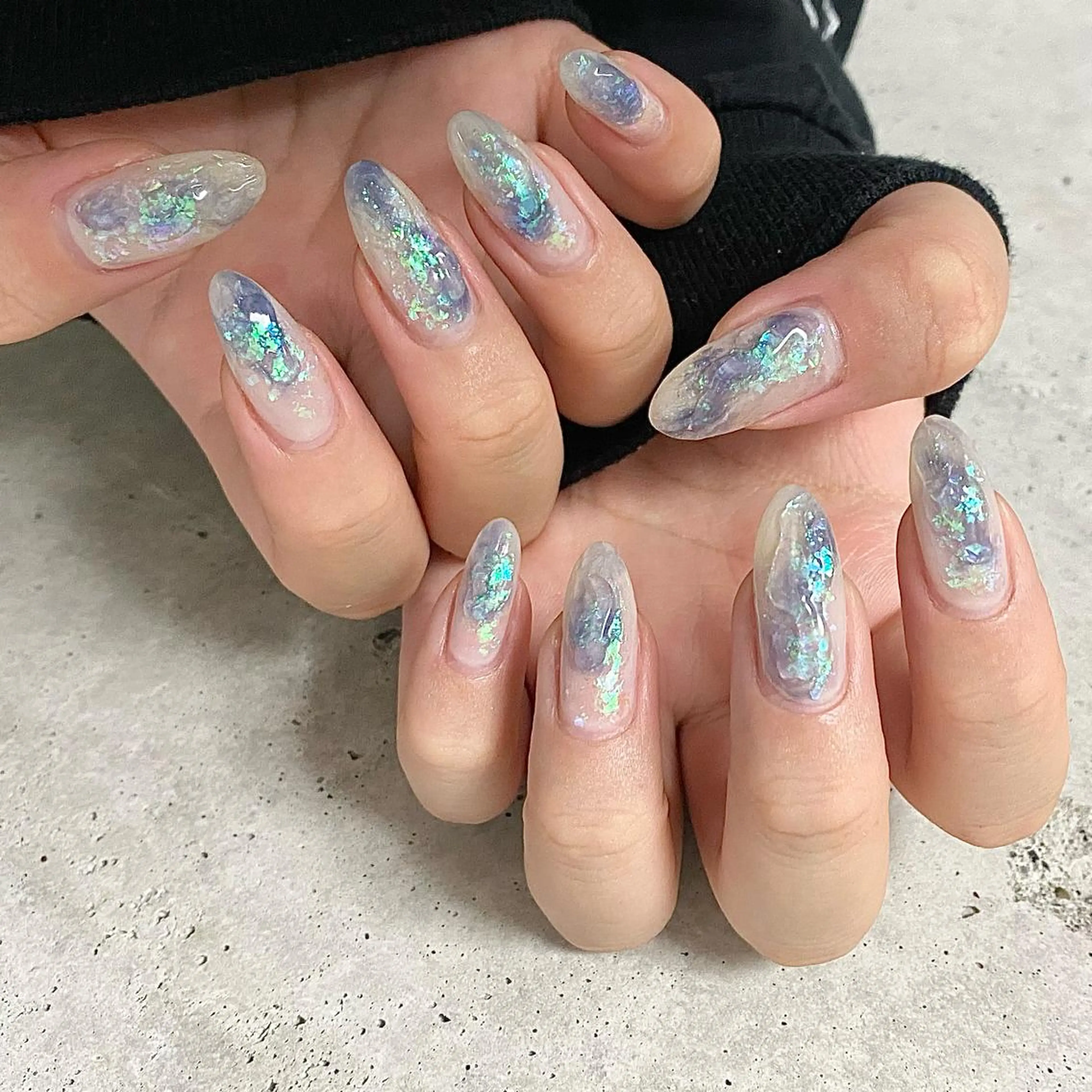 ネイル Ray. ／綺麗目ニュアンスのネイルデザイン