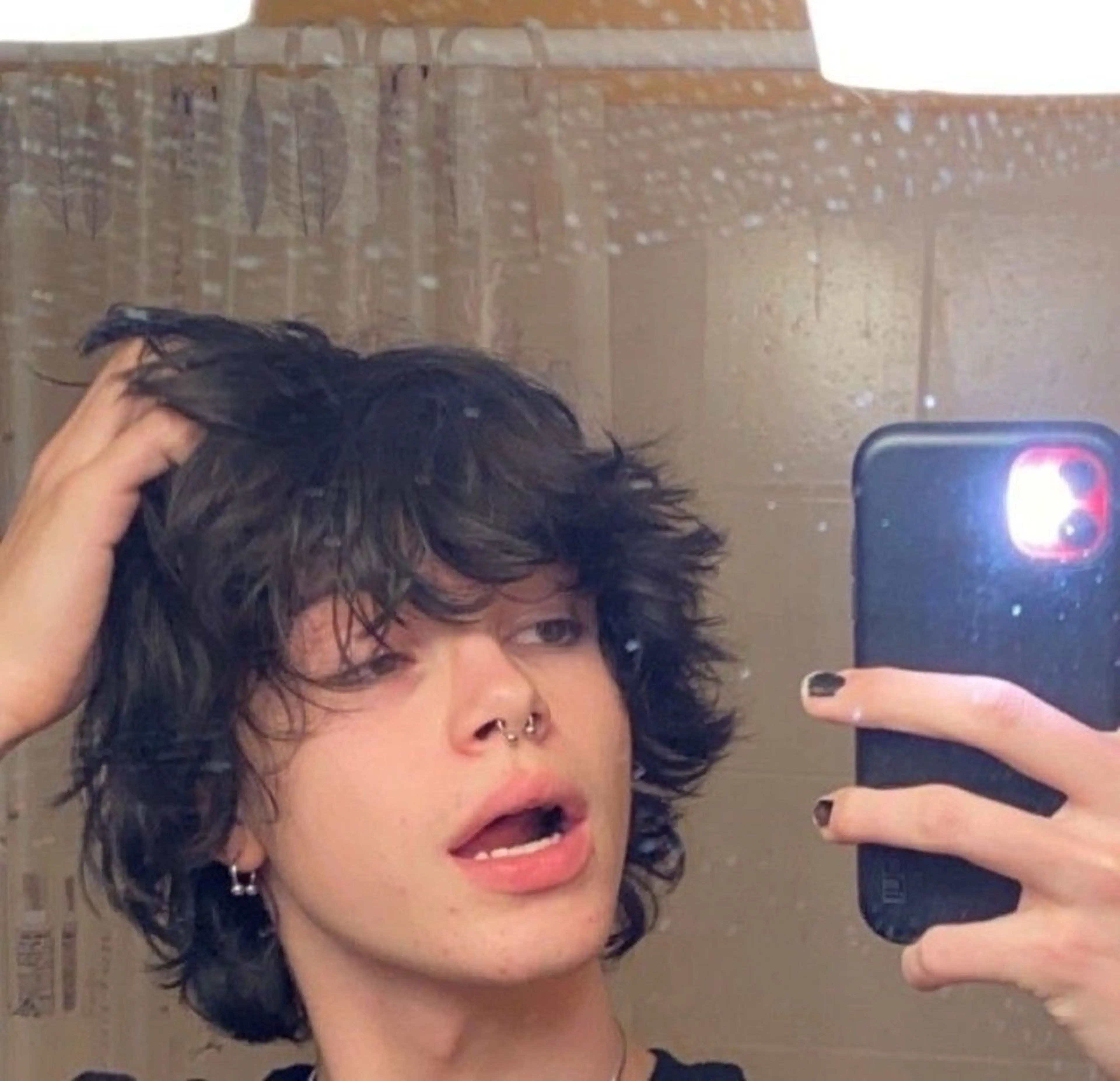 ショート パーマ メンズ 吉田一輝 外国人パーマのヘアスタイル