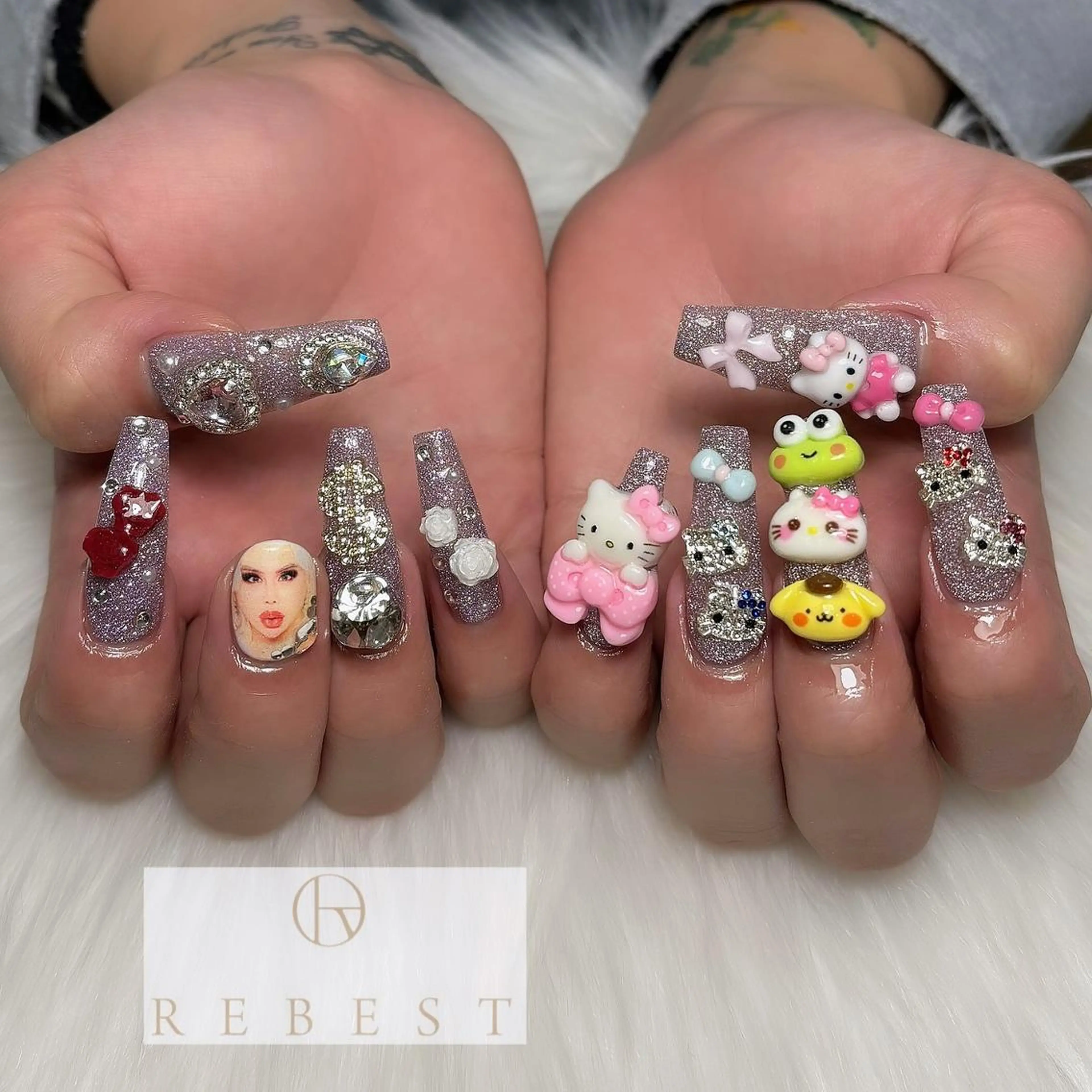 ネイル リーベスト ネイル💅のネイルデザイン