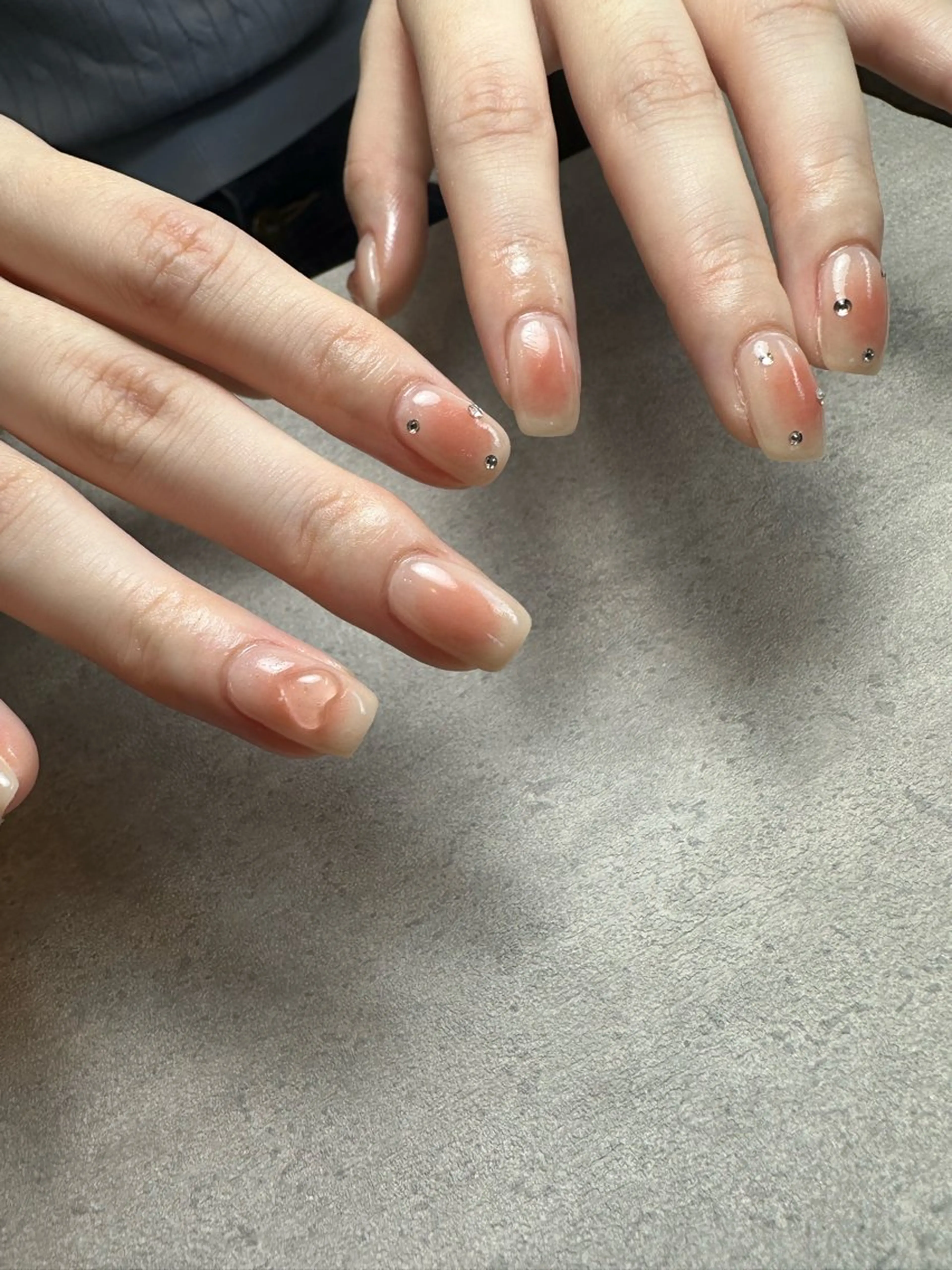 ネイル nailroom Anmie.のネイルデザイン