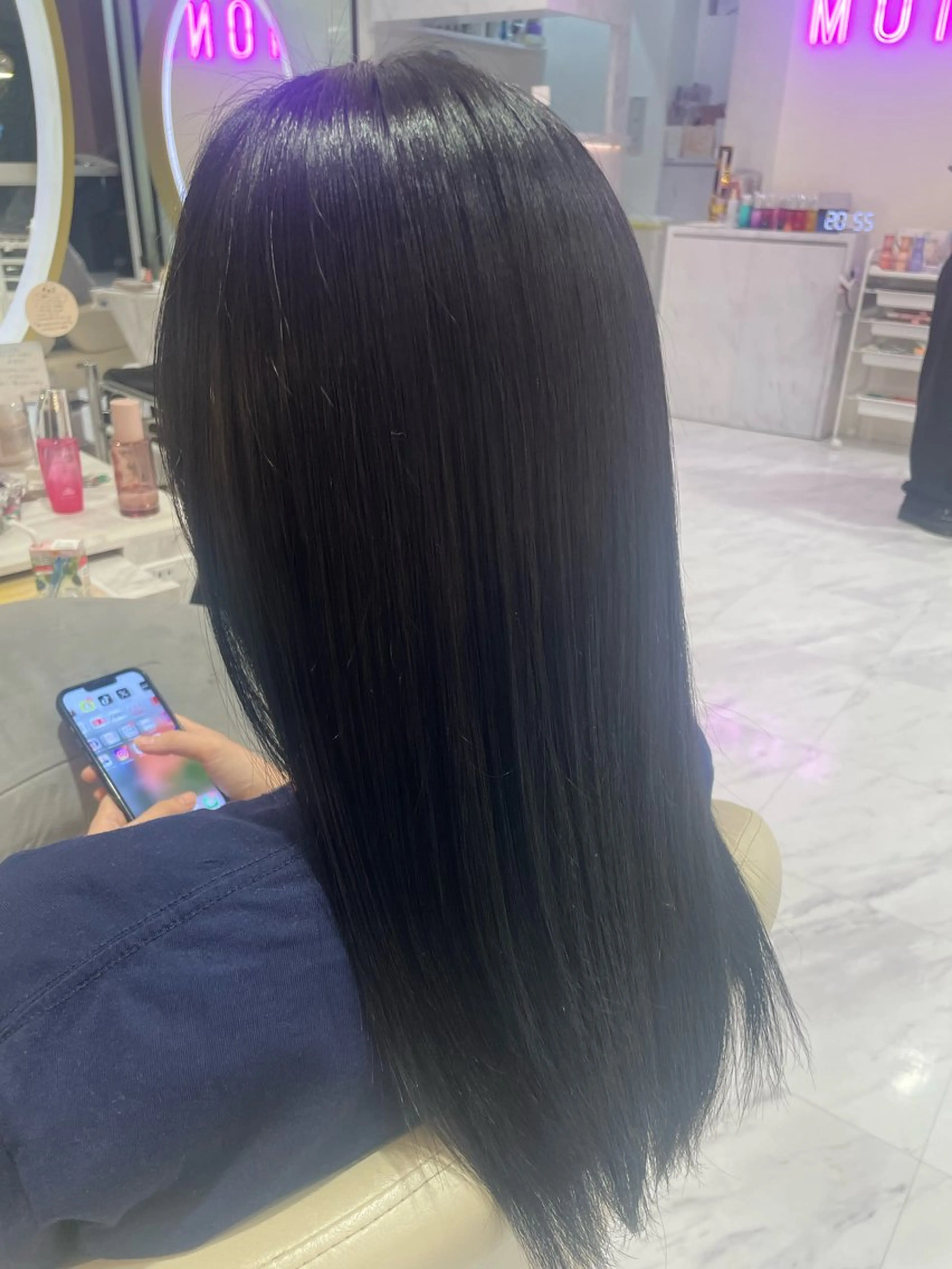カラー 黒髪 ブルーカラー ブルーブラック ヘアカラー 🎀MONA あまね🎀のヘアスタイル