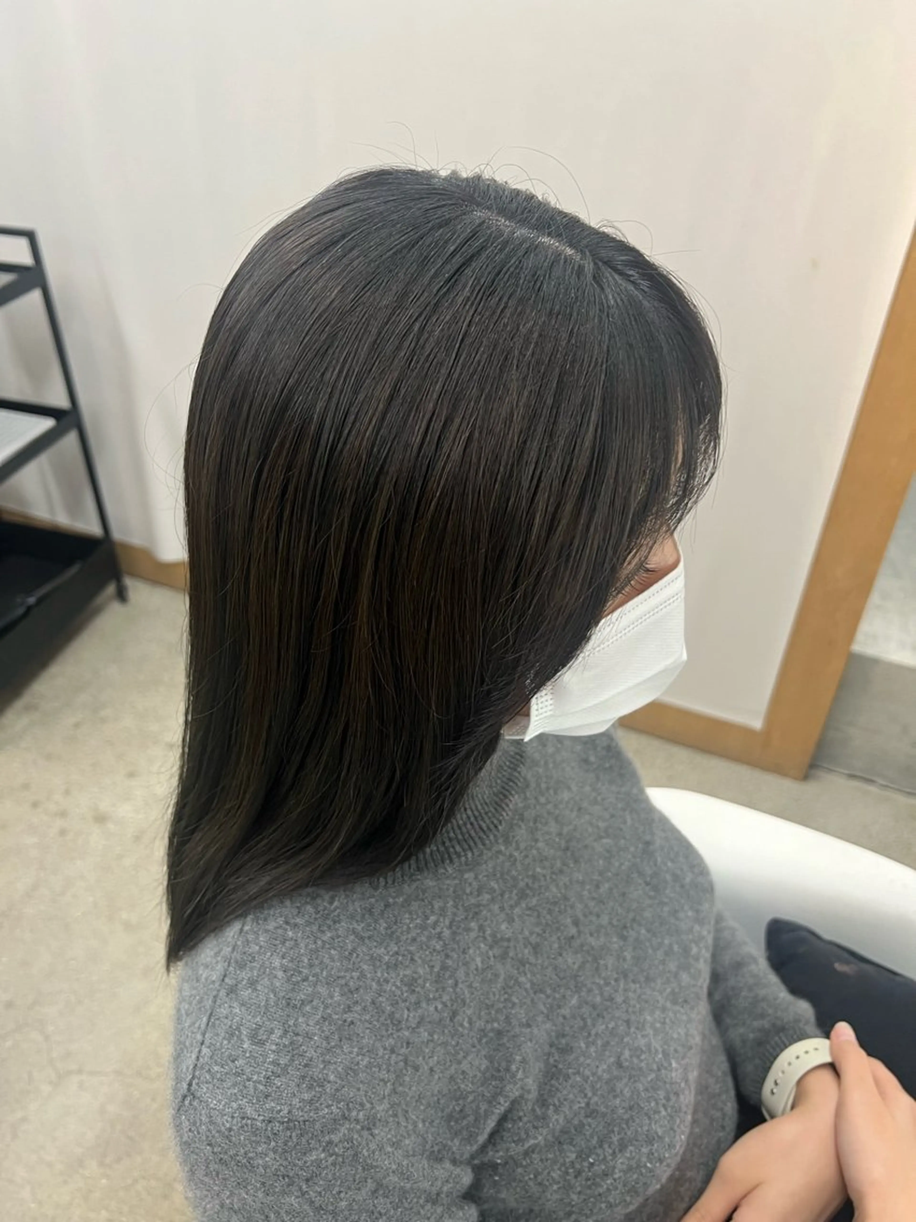 ミディアム ヘアカラー トリートメント build所属・秋山 花音のヘアスタイル