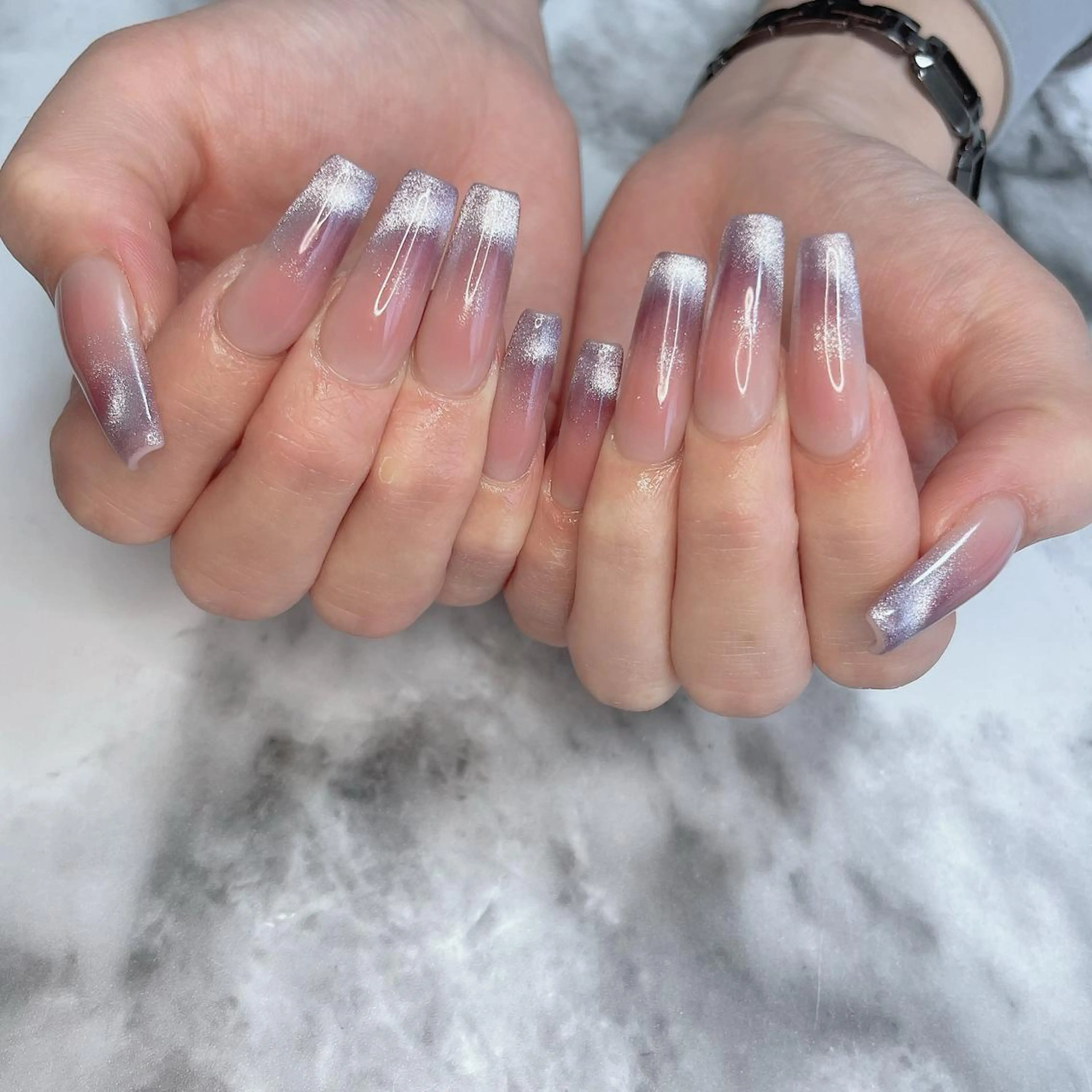 ネイル チークネイル フレンチネイル マグネットネイル マグネットフレンチ ハンドネイル salon de belnetta所属・kayo 💅のネイルデザイン