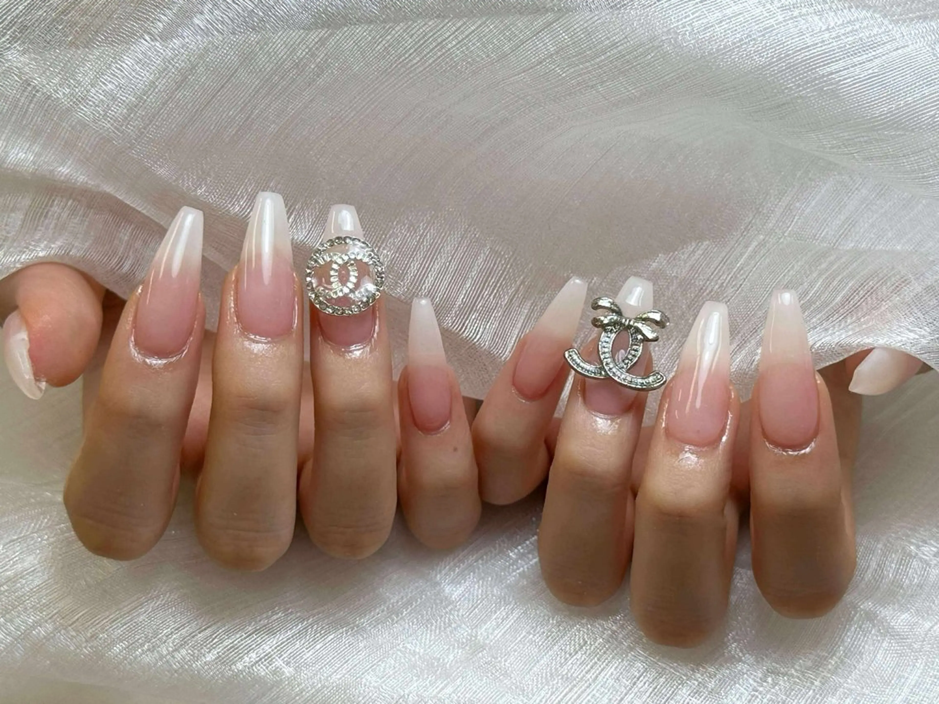 ネイル アートネイル ジェルネイル ネイルチップ ハンドネイル Jenn Nail Salonのネイルデザイン