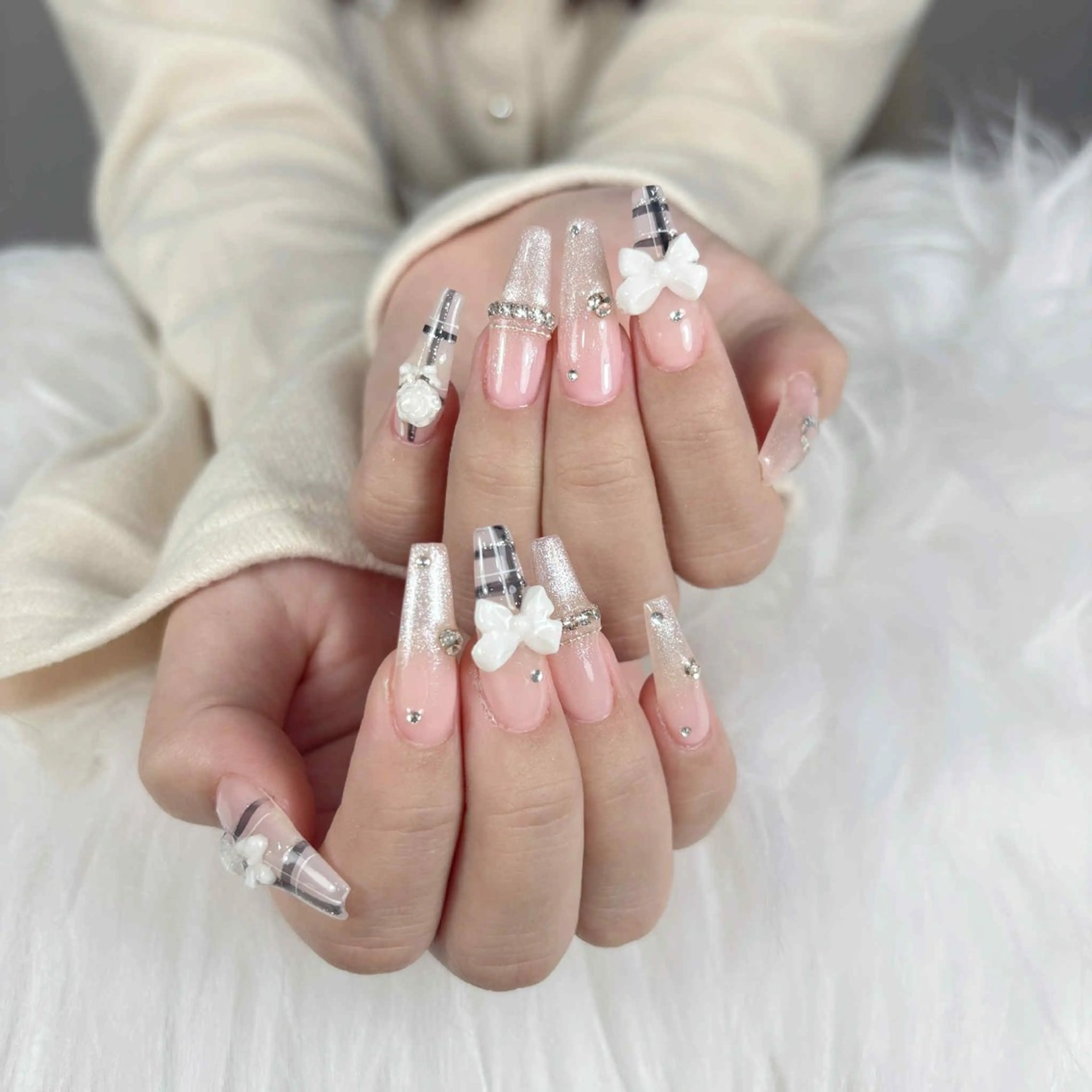 ネイル ハンドネイル QUEENSNAIL STUDIOのネイルデザイン