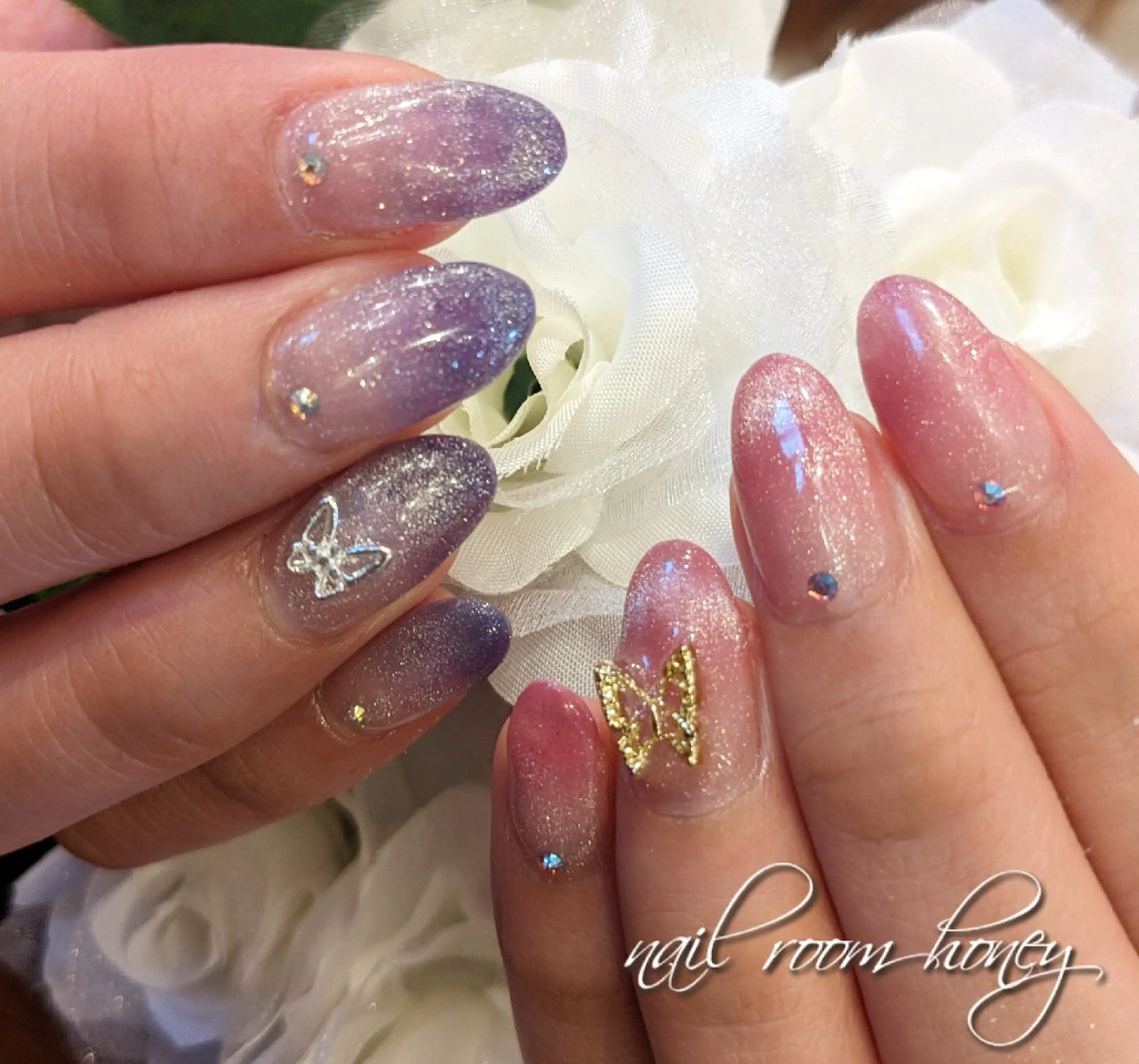 ネイル キラキラネイル マグネットネイル nail room  honeyのネイルデザイン