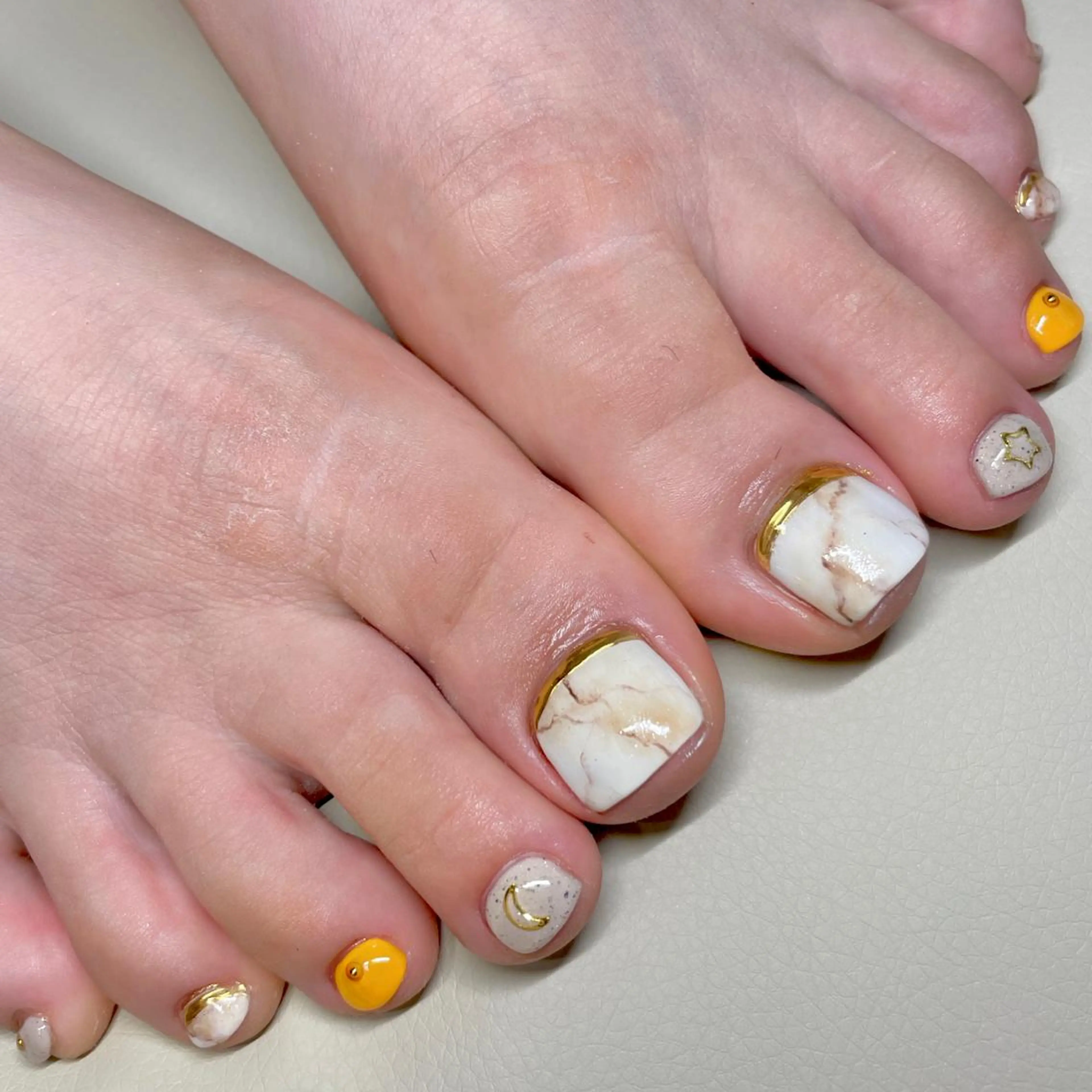 ネイル フットネイル 持ち込み Nail Blue512所属・Nailist MINORIのネイルデザイン