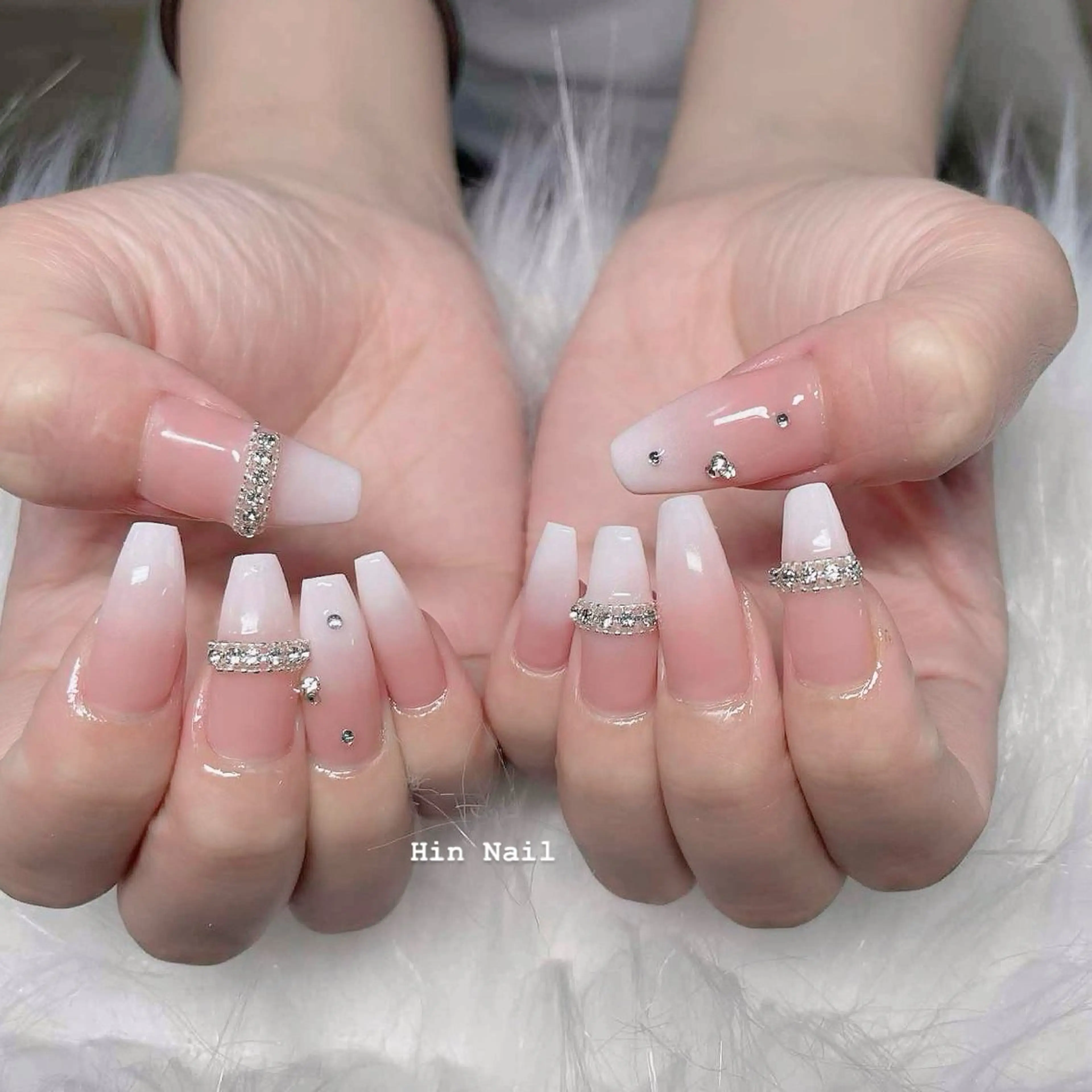 ネイル ハンドネイル HIN NAILのネイルデザイン