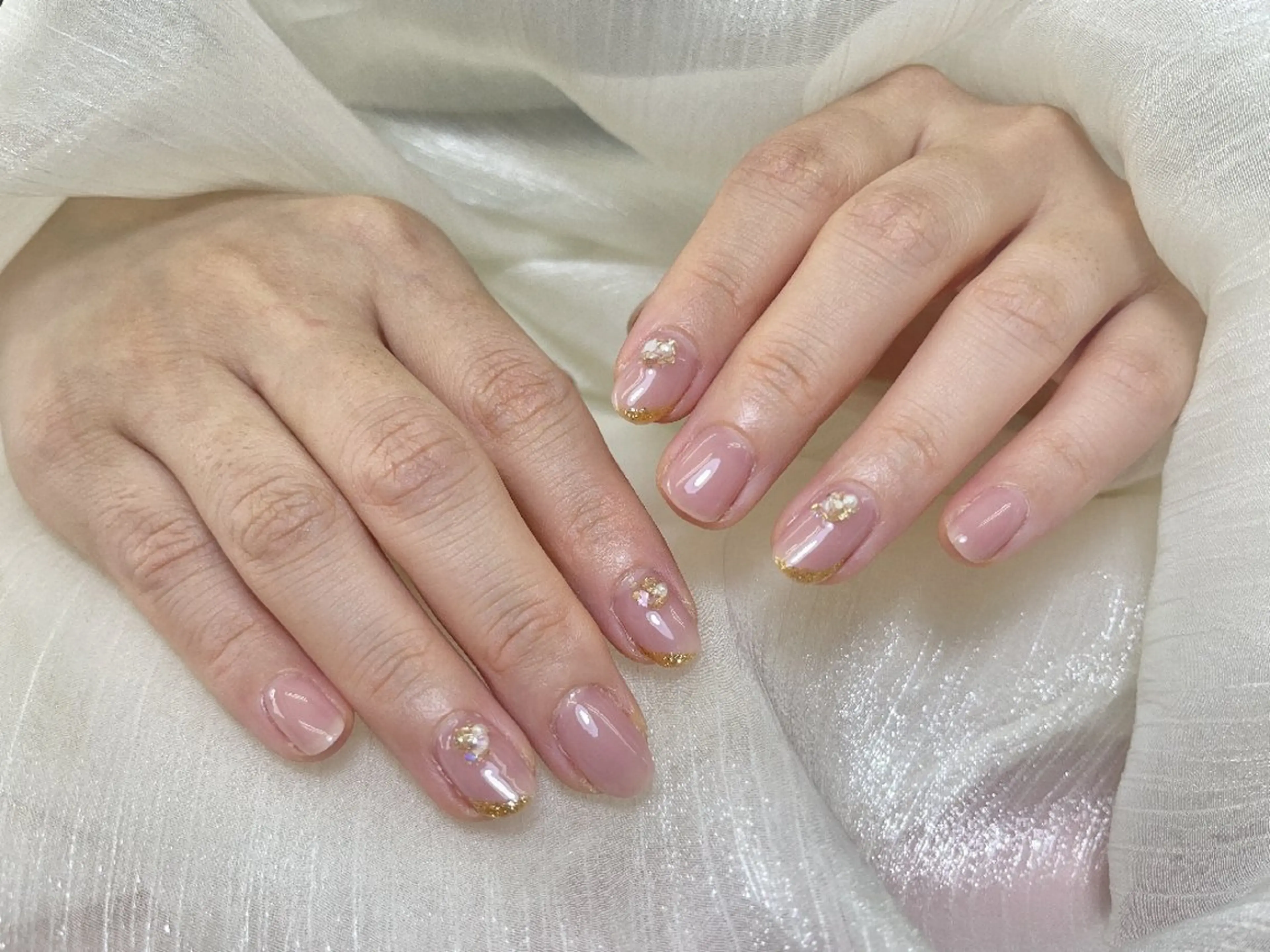 ネイル ハンドネイル ハンドケア PIPPY  NAILS新宿のネイルデザイン