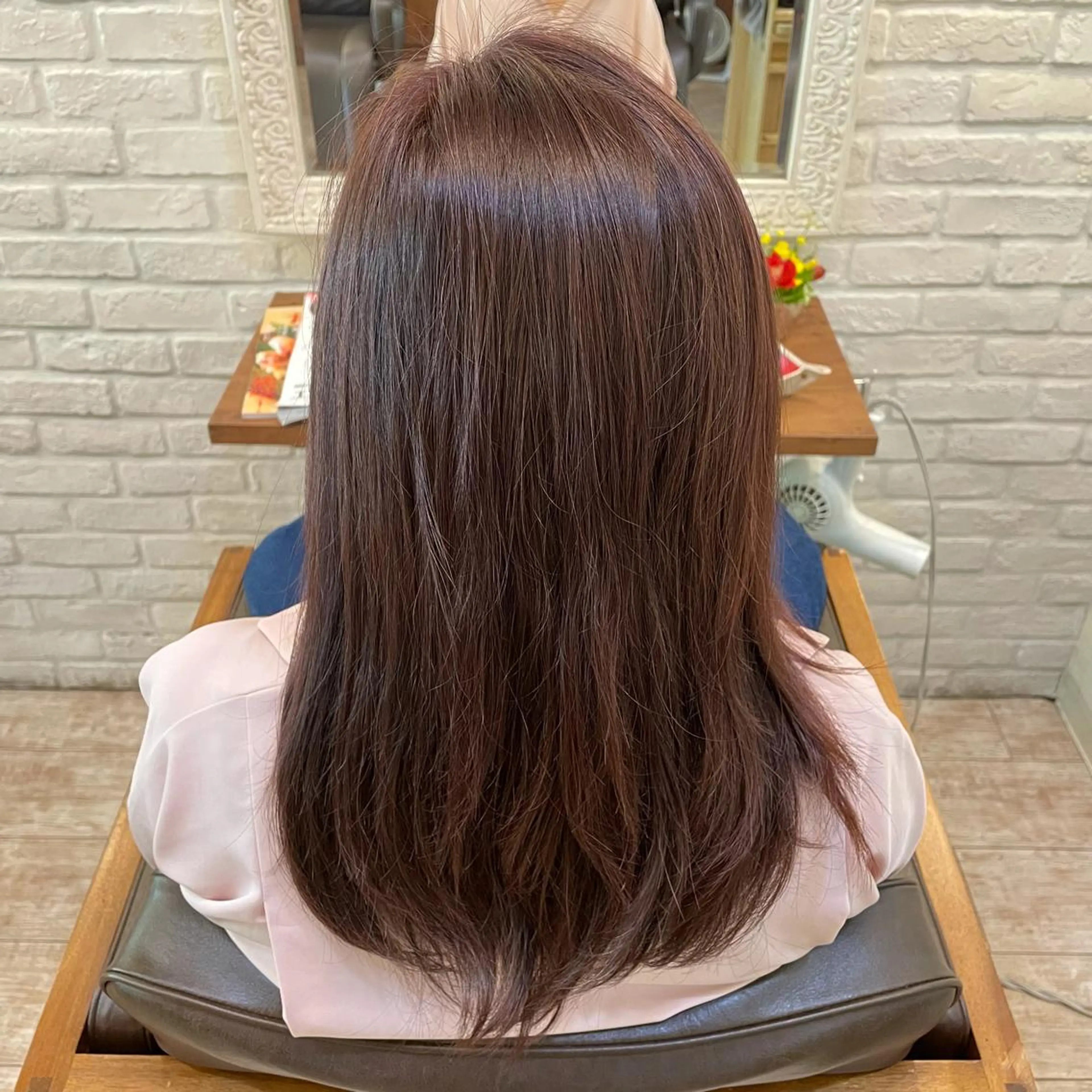 セミロング カラー ヘアアレンジ ルビー 飯塚 沙衣のヘアスタイル