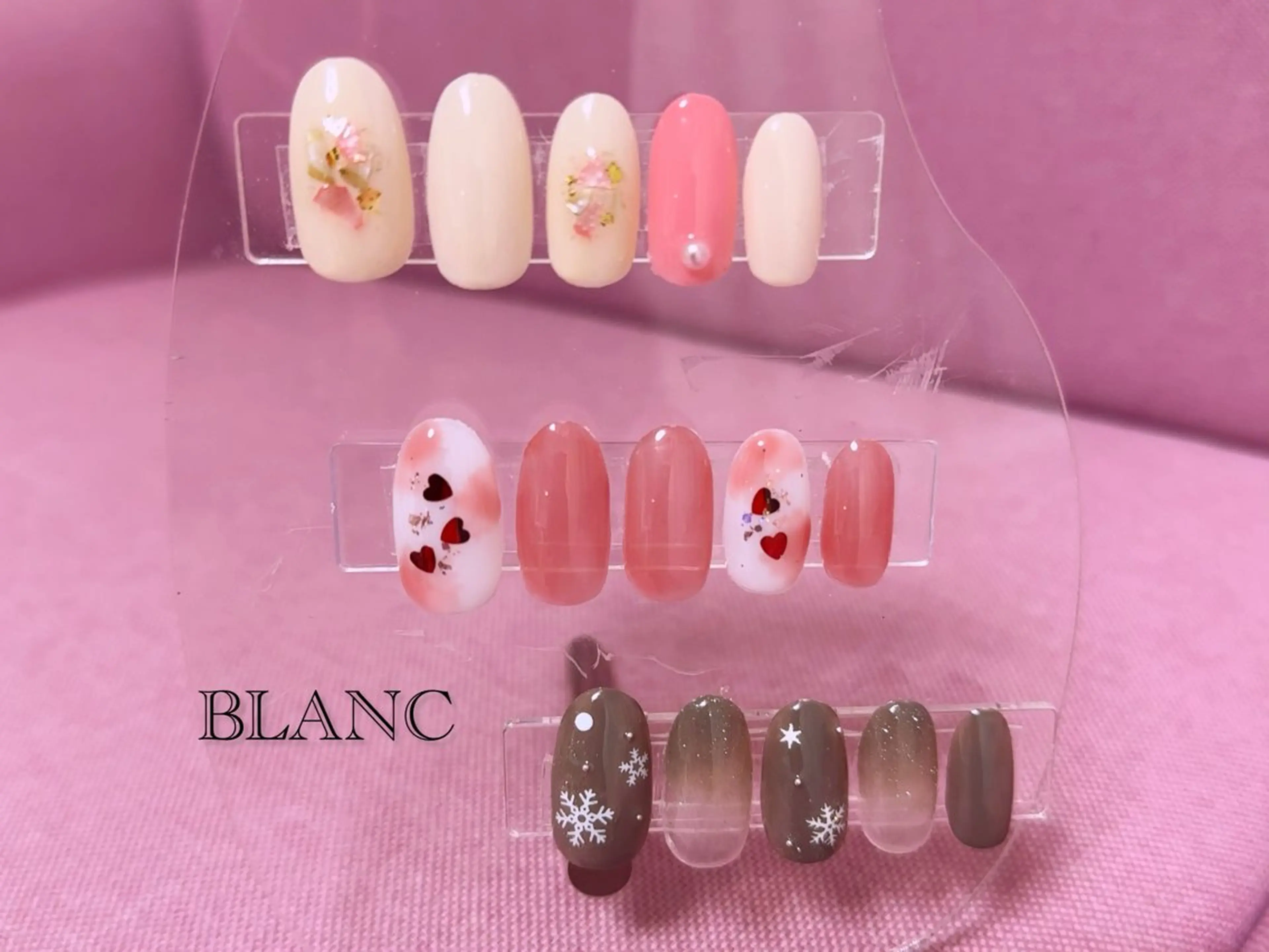 ネイル シンプルネイル 冬ネイル クリスマス BLANC （ブラン）のネイルデザイン