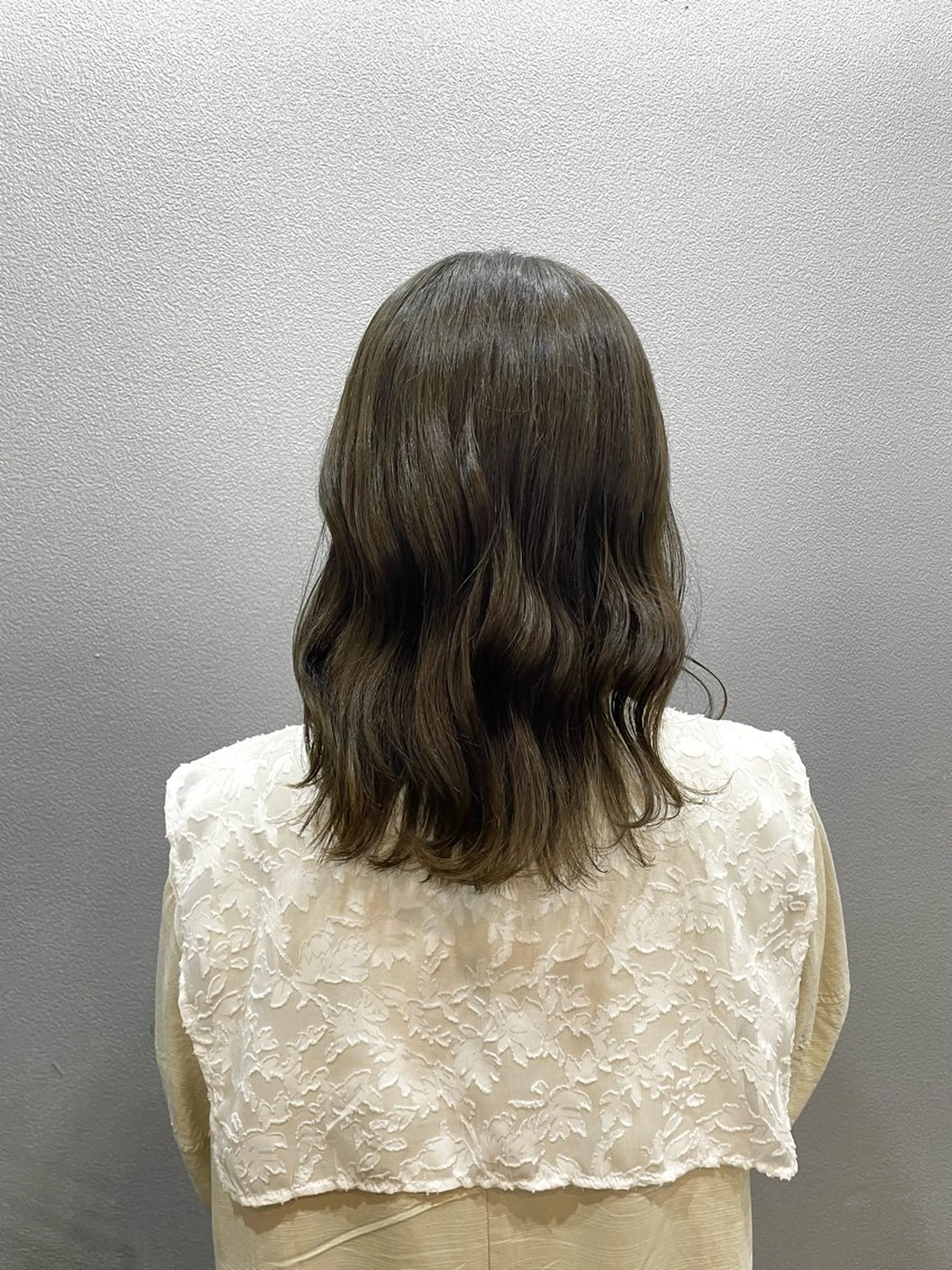 セミロング カラー ブリーチ/暖色カラー 🎀オビツメイのヘアスタイル