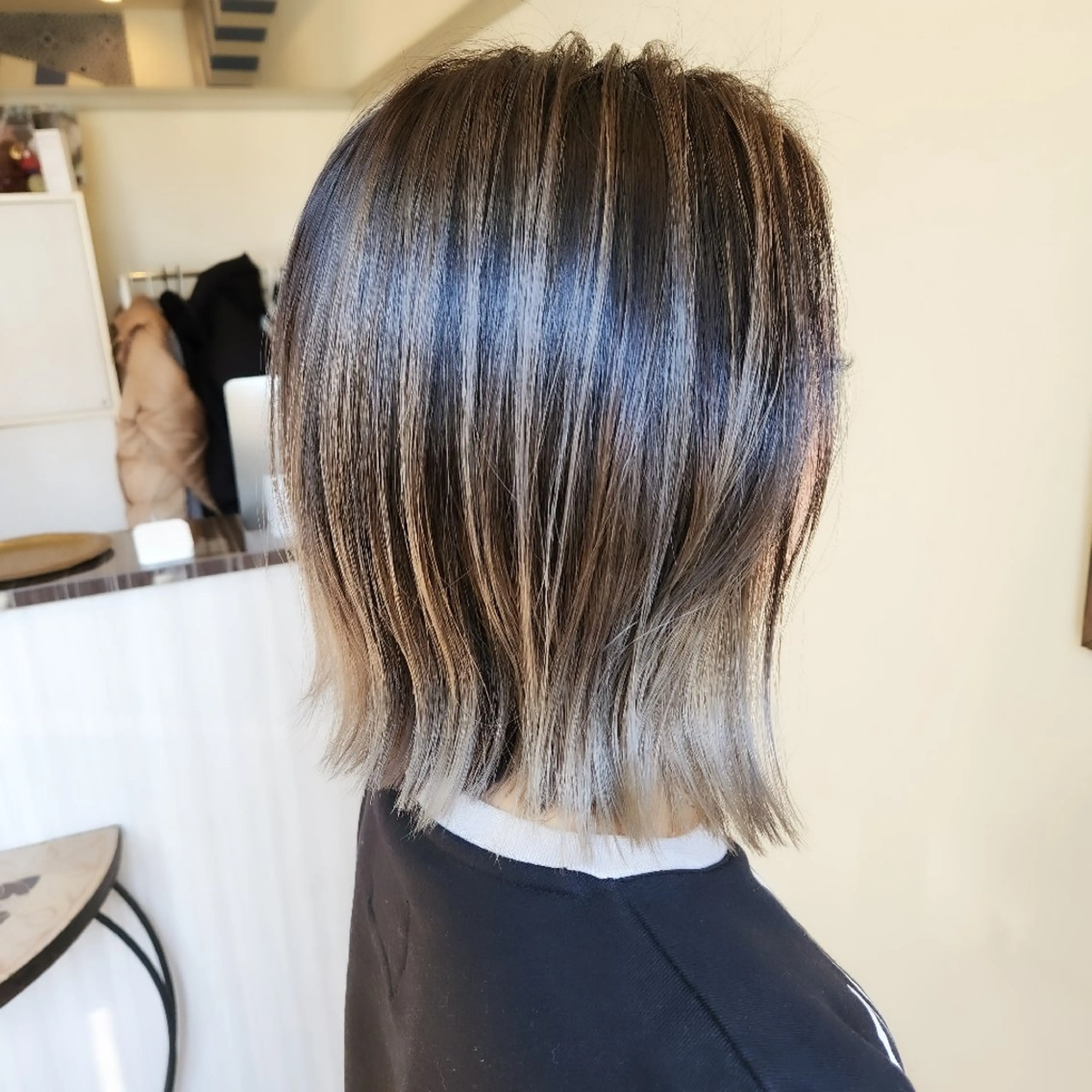 ミディアム カラー カット ヘアカラー ケアブリーチ、 髪質改善 福士直矢のヘアスタイル
