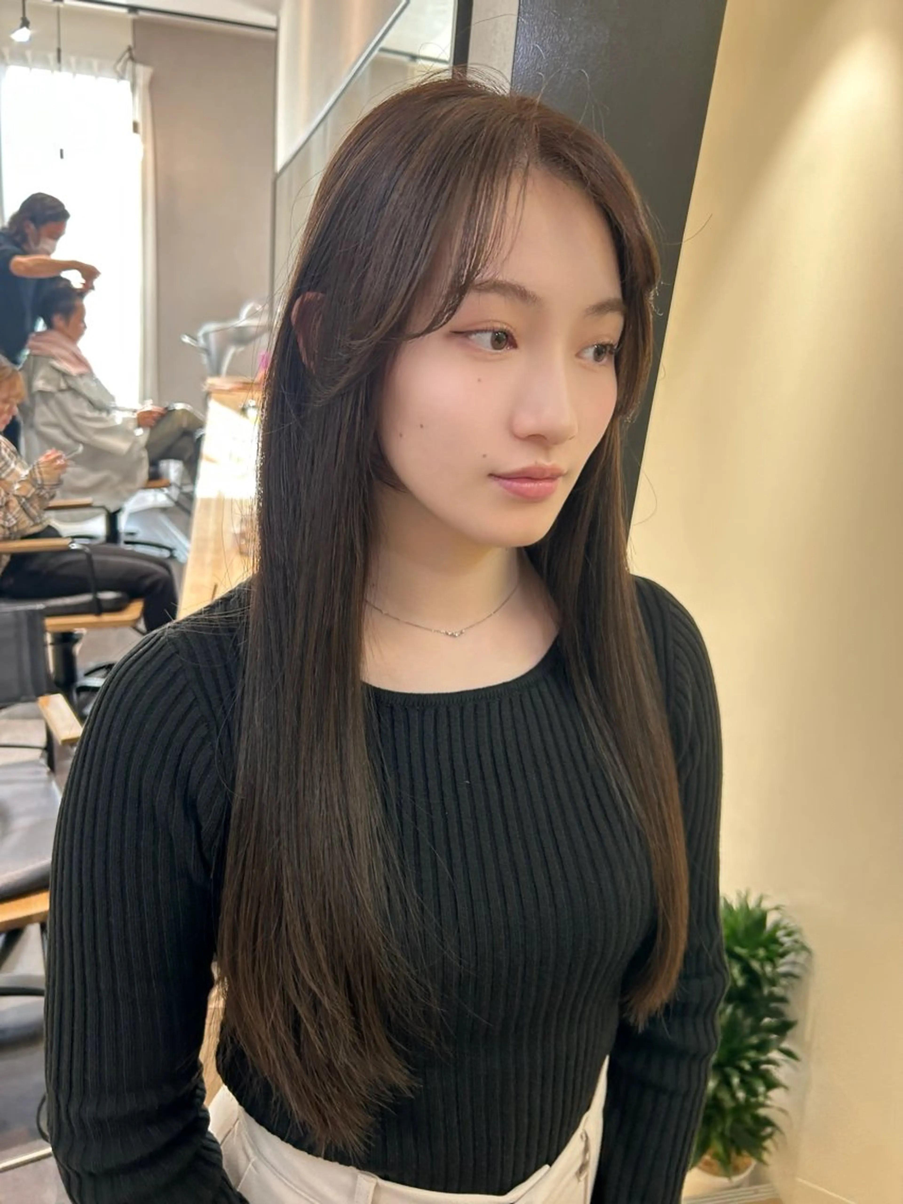 ロング カラー グレージュ カット ヘアカラー トリートメント hub hair レイヤー/透明感のヘアスタイル