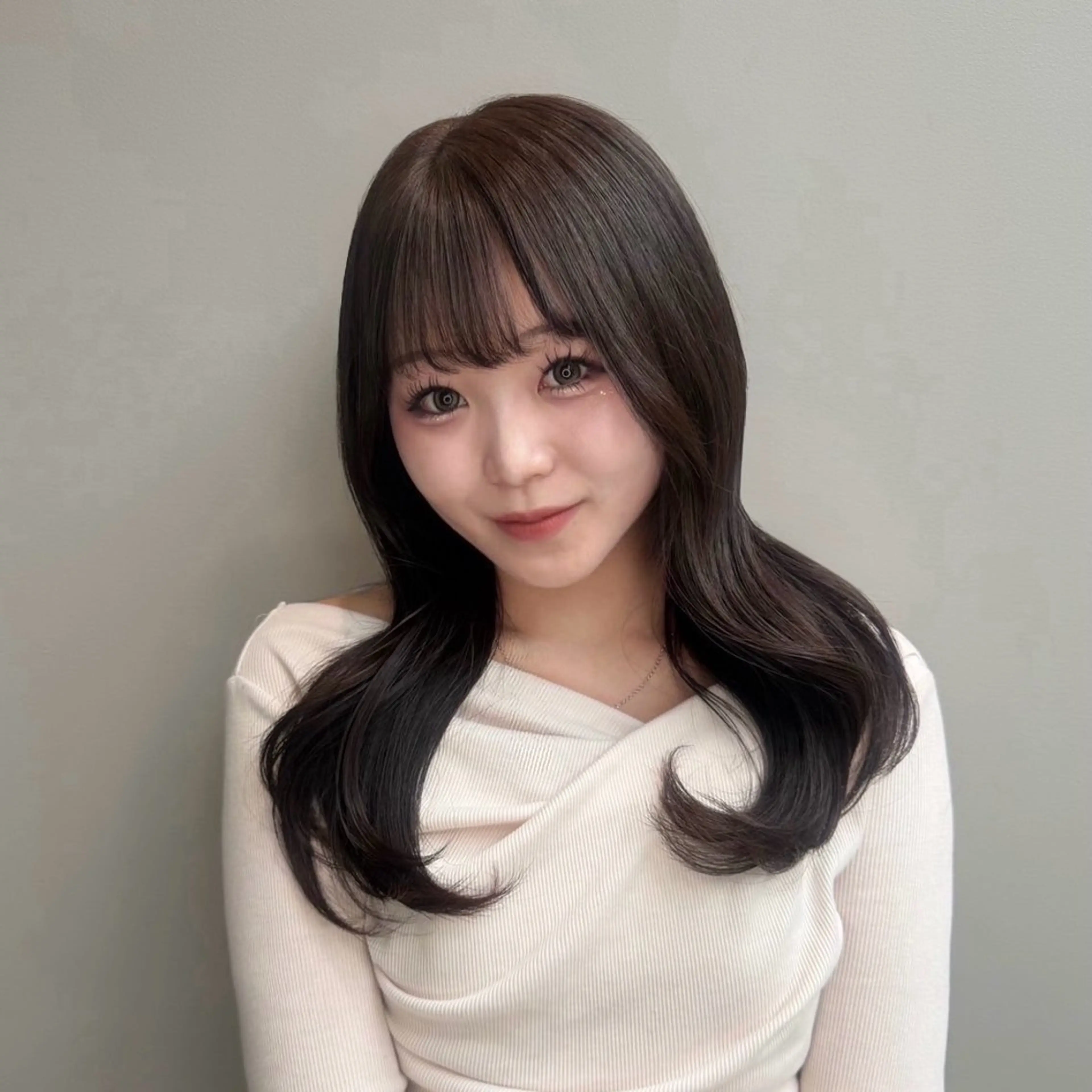 ロング くびれヘア レイヤーカット ロング ローレイヤー w/o所属・レディース/ 武蔵新城/羽吹紗南のヘアスタイル