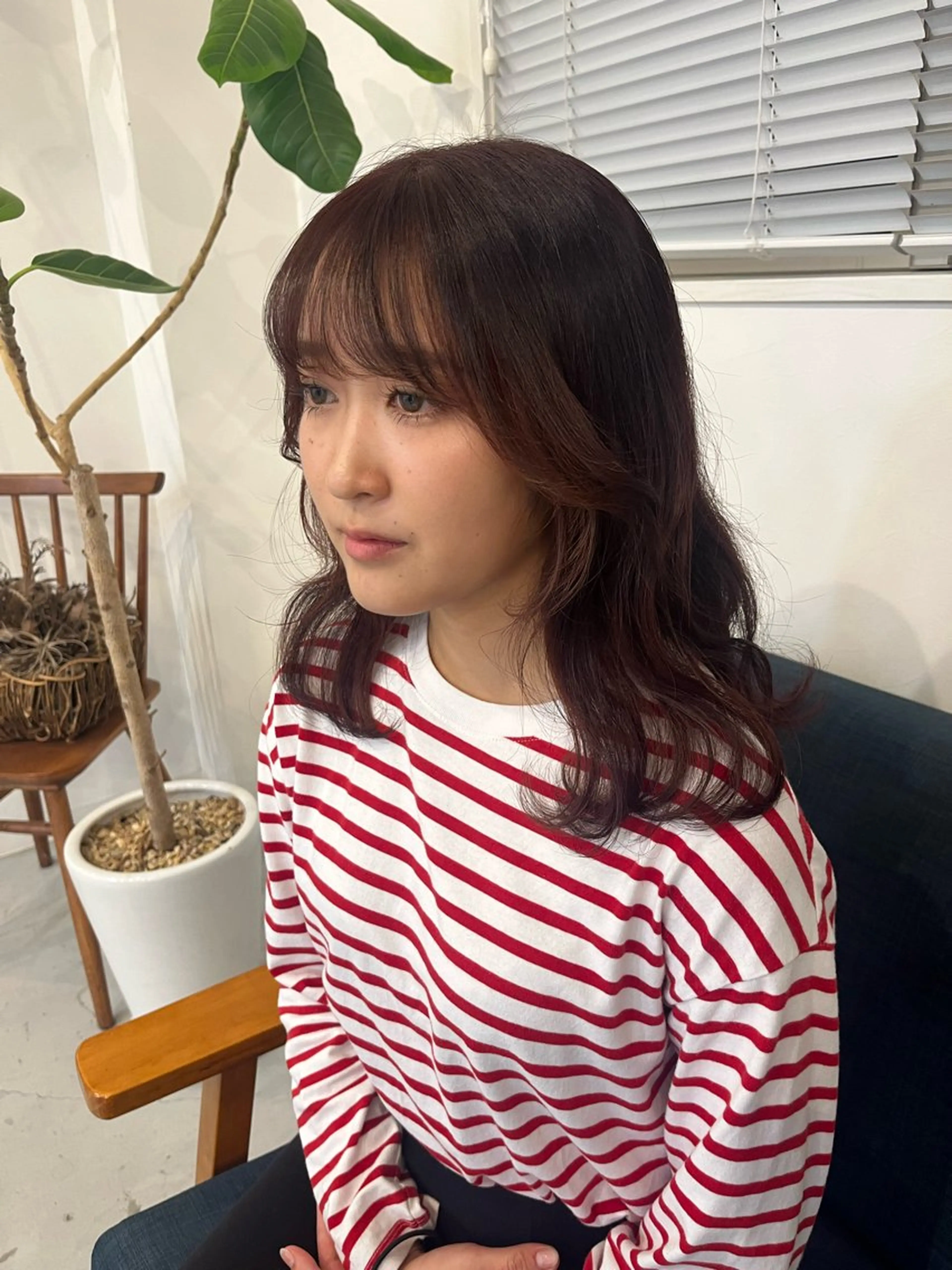 セミロング カラー ブラウンカラー レッドカラー レッドブラウン Gigi宇都宮所属・yunica/鶴田 miyu🍀のヘアスタイル