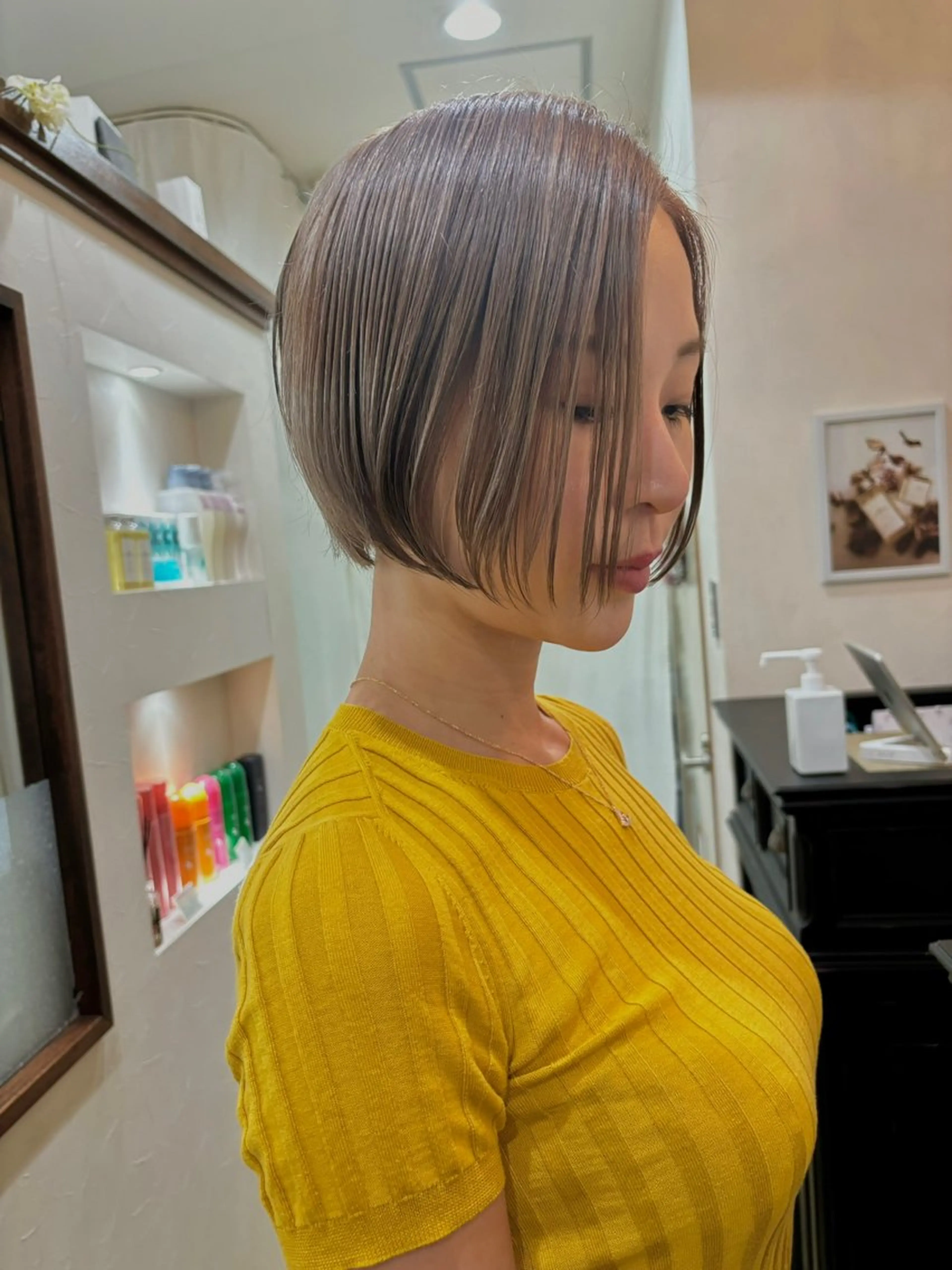 ショート カラー イルミナカラー カット ヘアカラー grand juteのヘアスタイル
