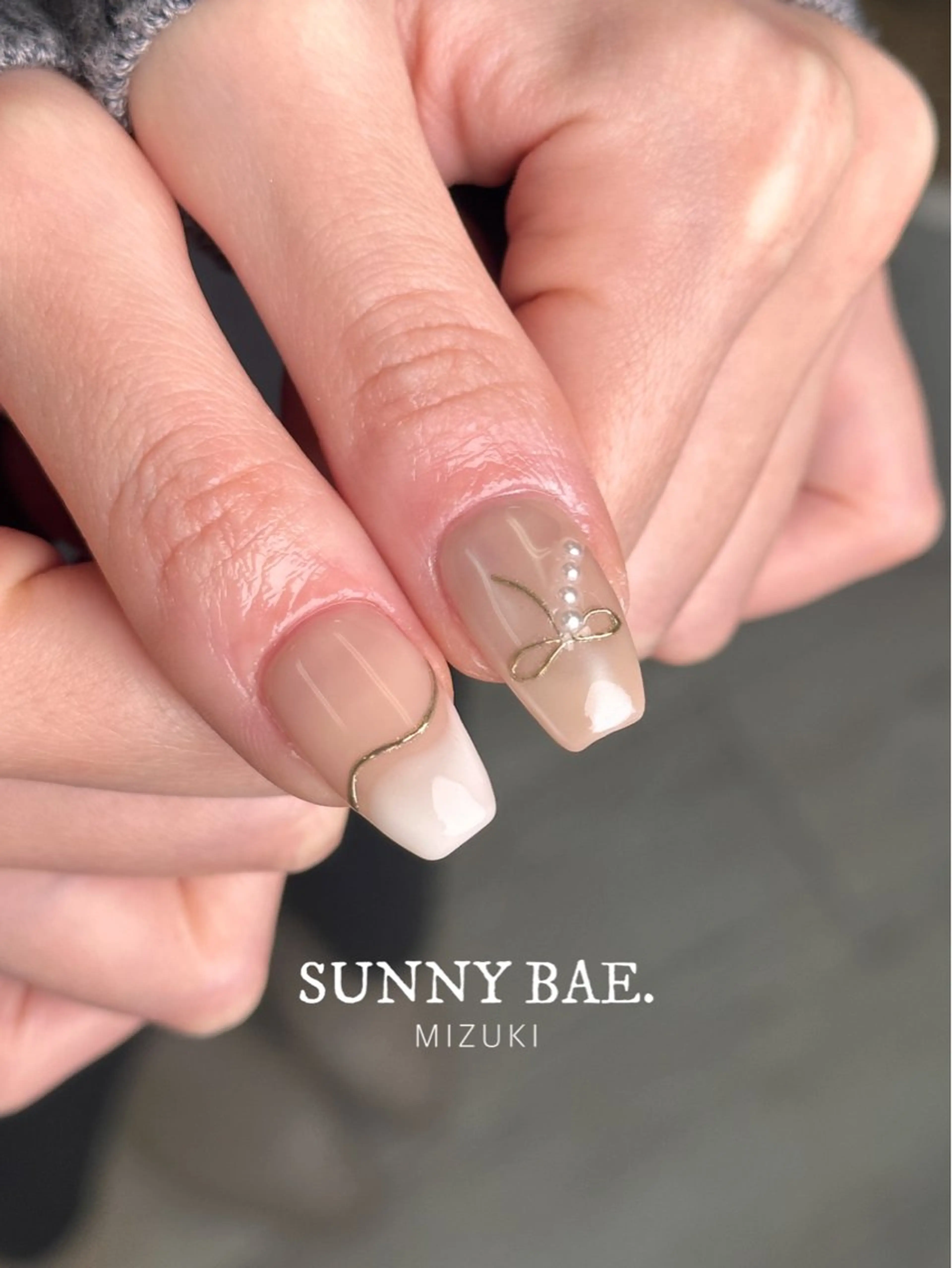 ネイル フレンチネイル オフィスネイル リボン ホワイト SUNNY BAE. 🌼MIZUKIのネイルデザイン
