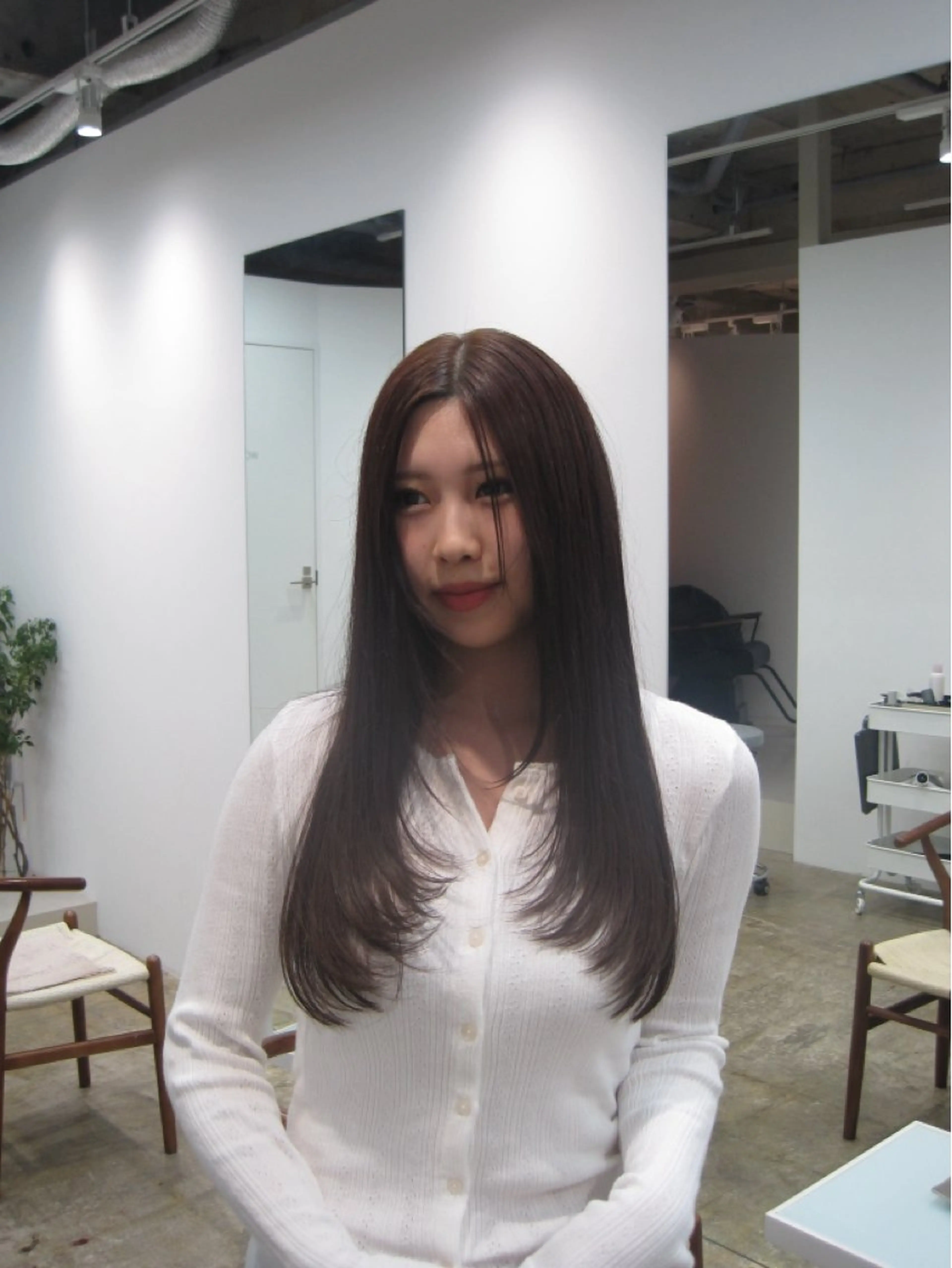 ロング カラー カット ヘアカラー H I ＮＡのヘアスタイル