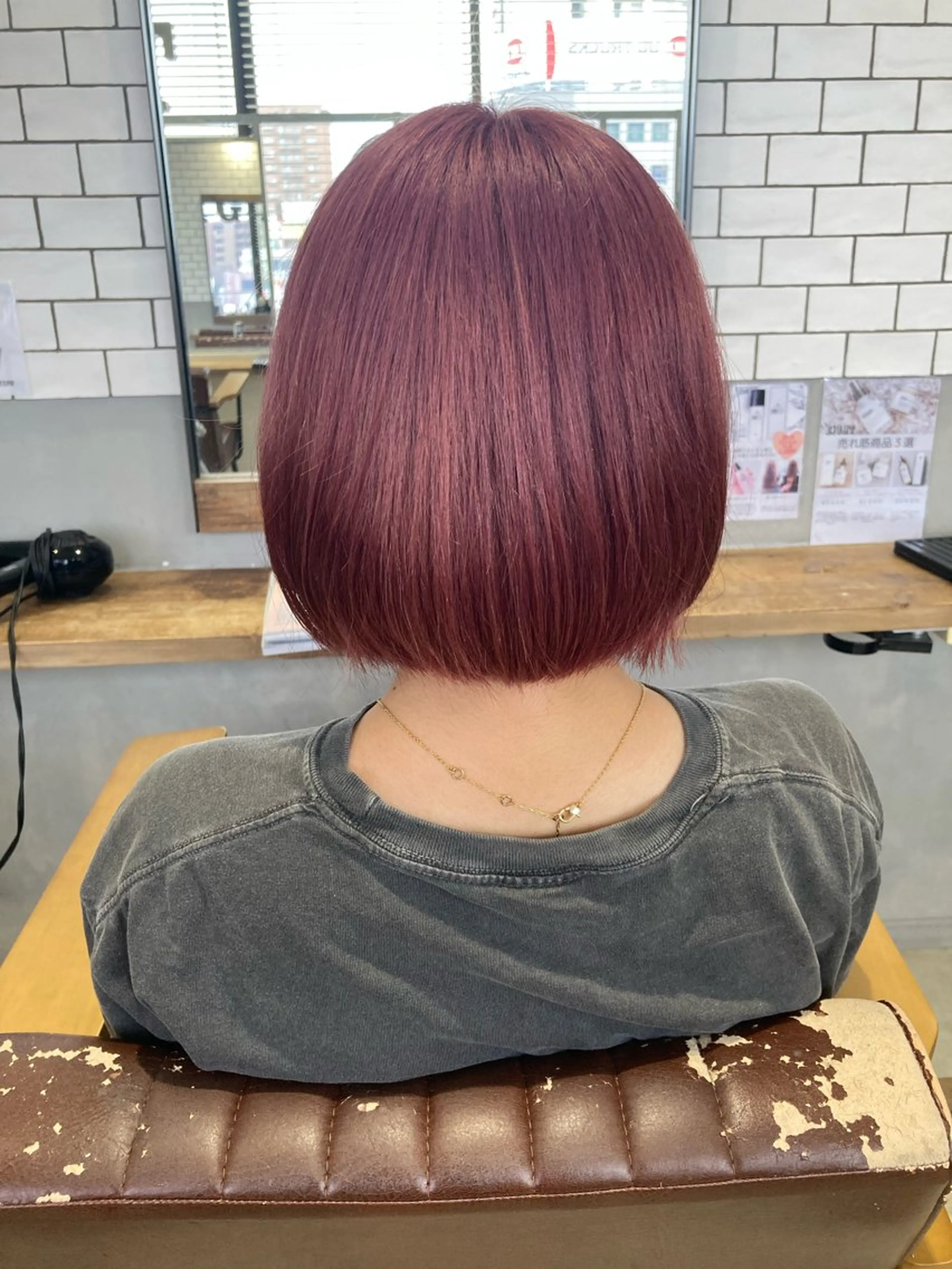 ショート ヘアカラー 菊地 優斗のヘアスタイル