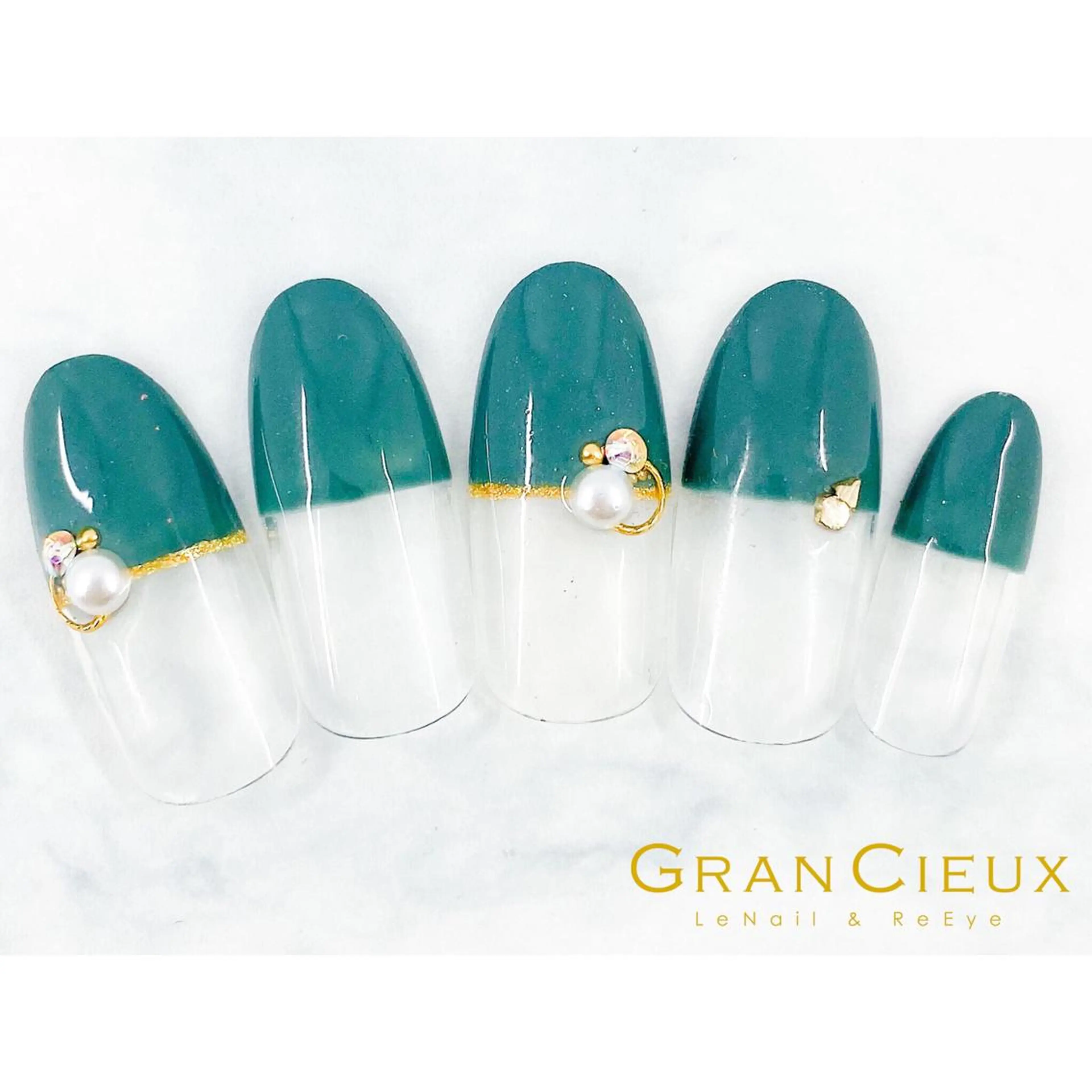 ネイル nuk.所属・坂本 萌のネイルデザイン