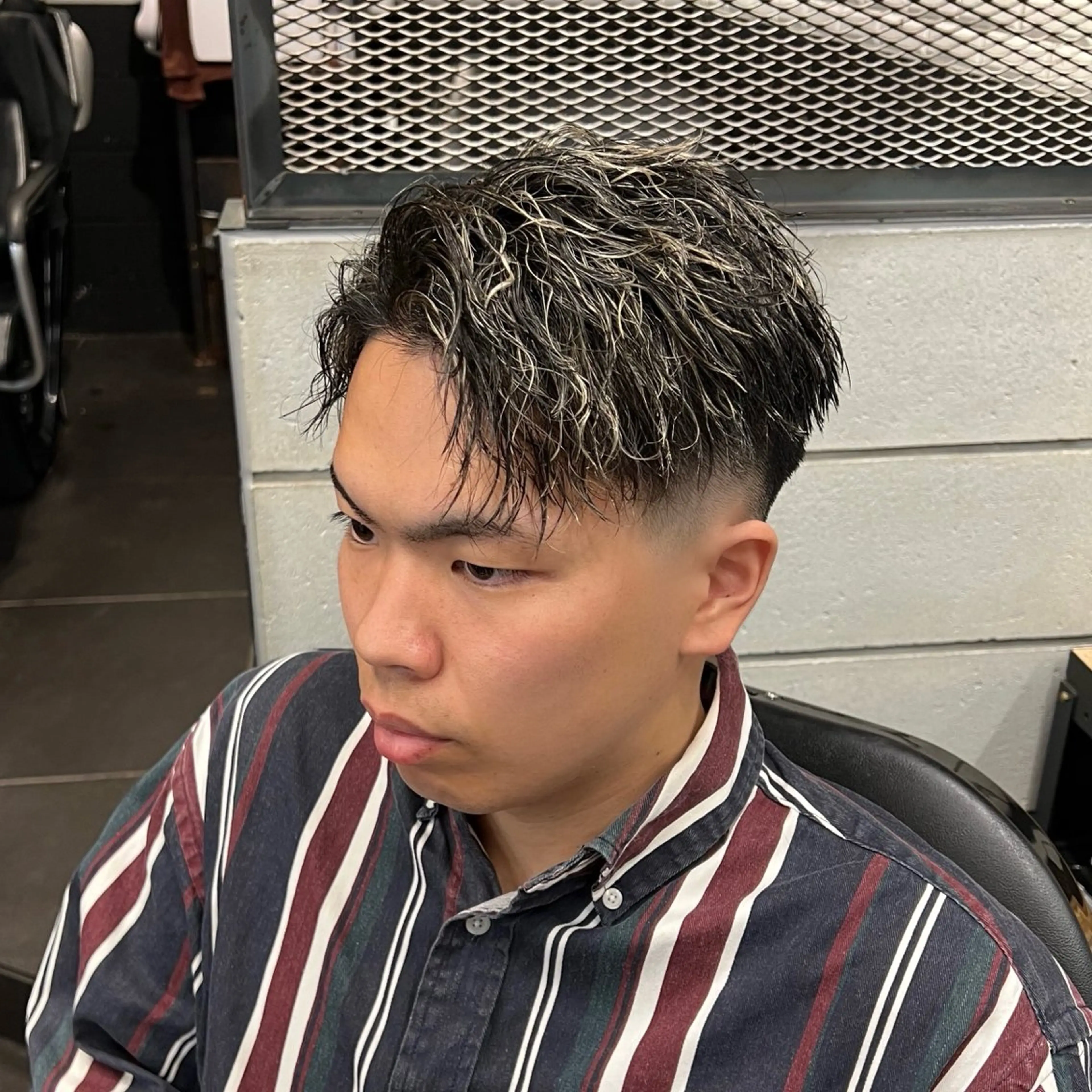 メンズ メンズメッシュ メンズパーマ カット ヘアカラー パーマ トリートメント メンズ特化/パーマ/ ハイライト/竜成のヘアスタイル
