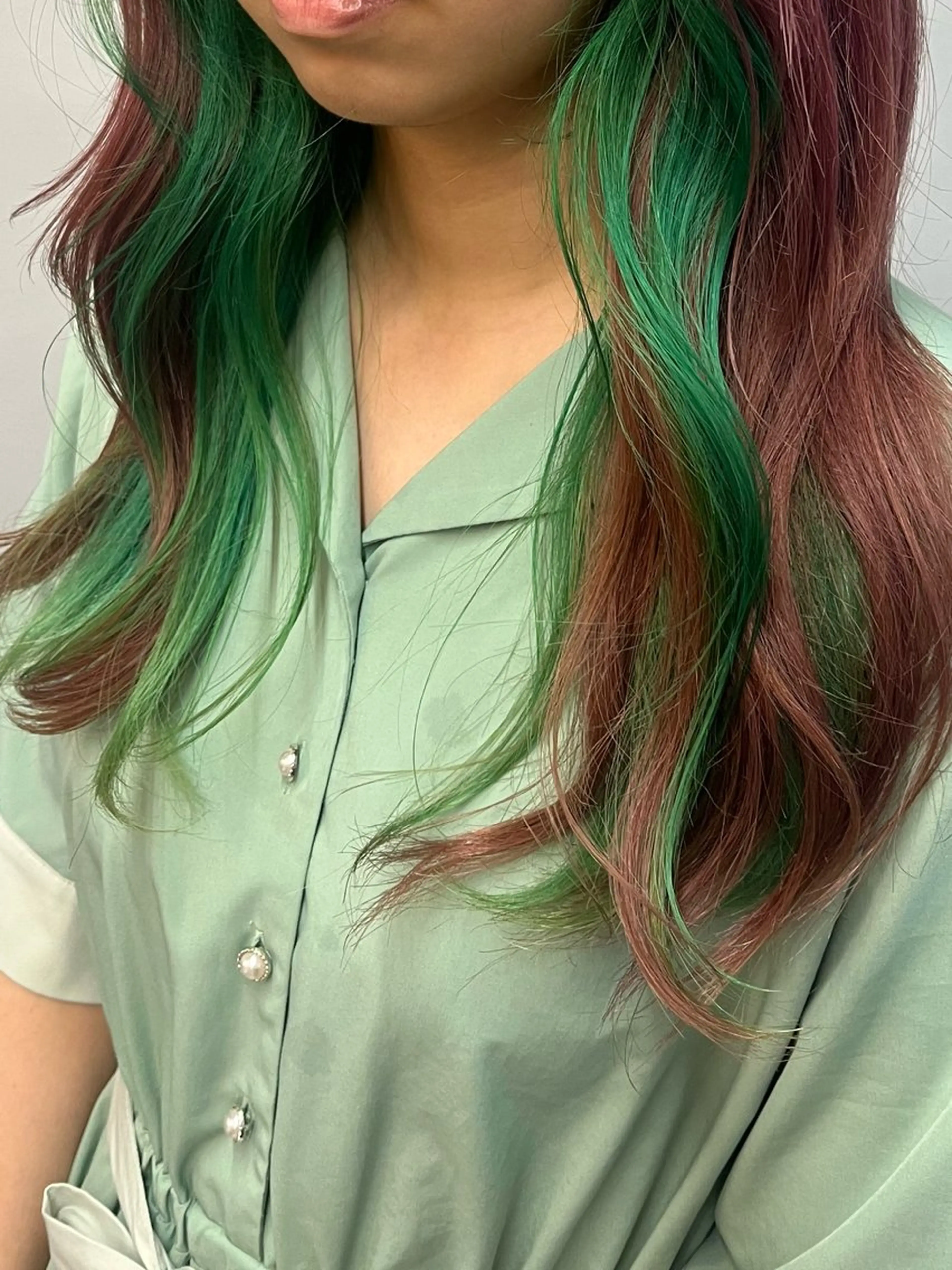 ロング ヘアカラー ROCCO east MIYOのヘアスタイル