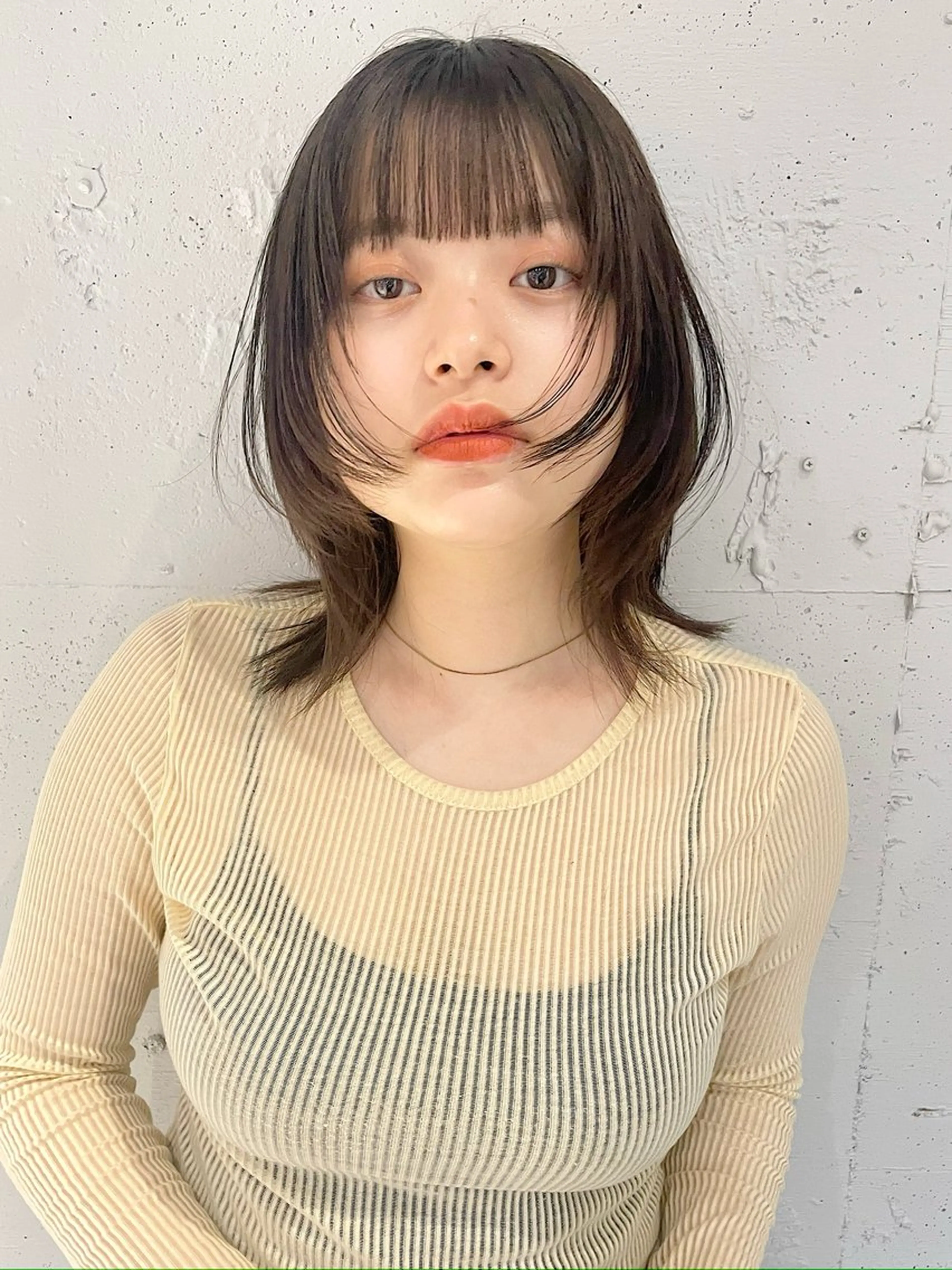 ミディアム カラー ヘアアレンジ 伸ばしかけ レイヤーカット ウルフカット ウルフレイヤー 透明感color 🥣suzunaのヘアスタイル