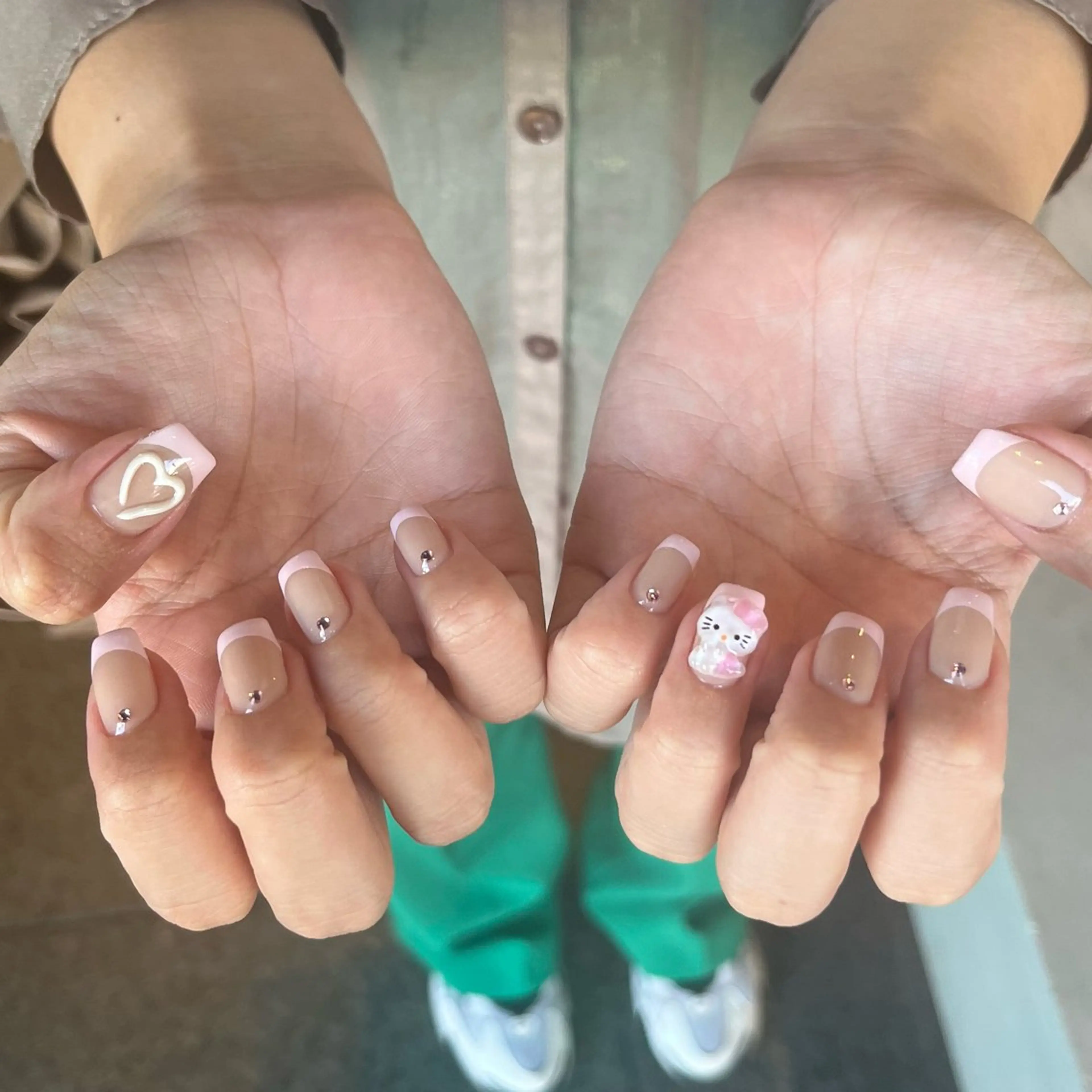 ネイル ハンドネイル 長谷川 亜美のネイルデザイン