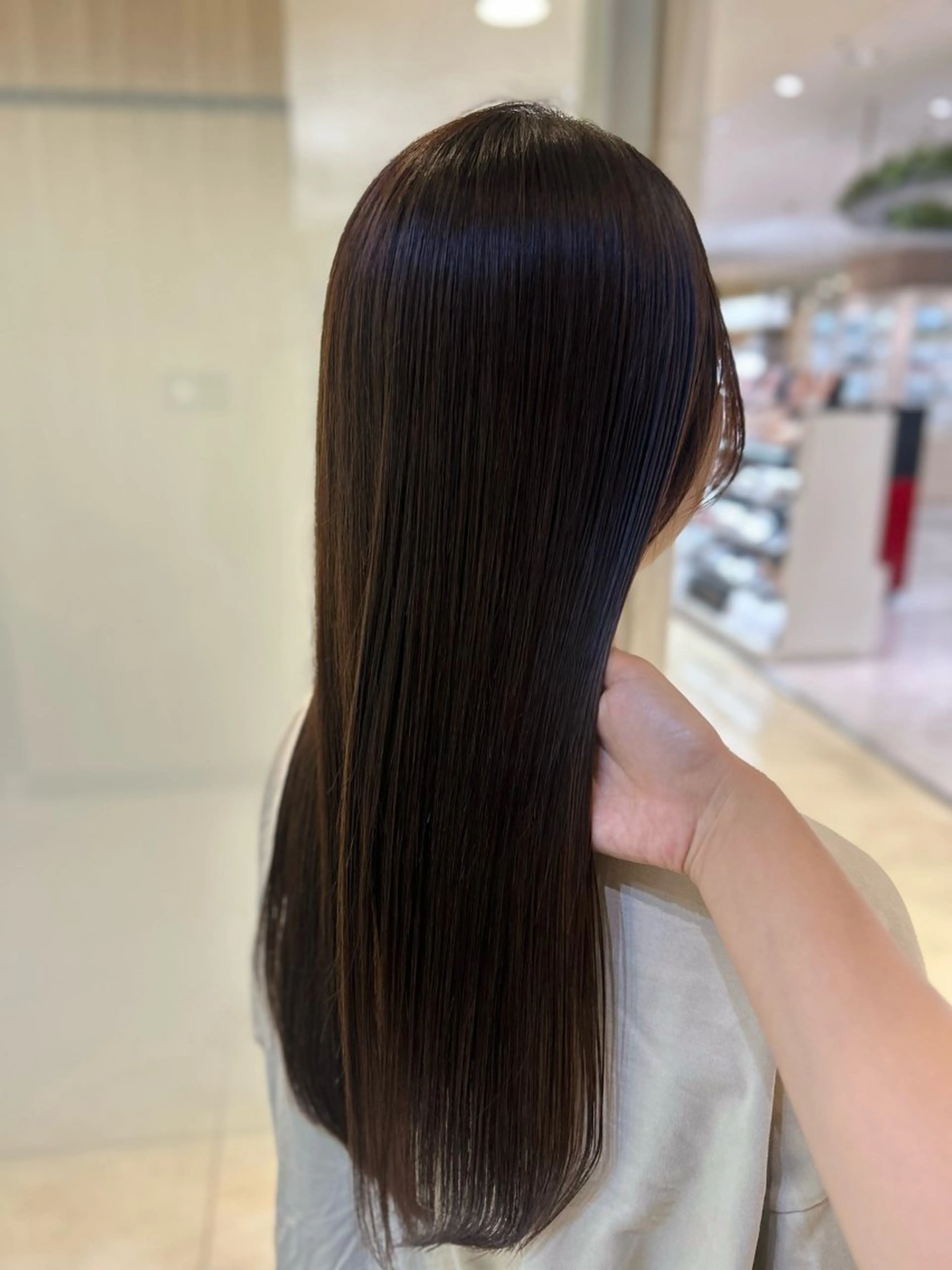 ロング カラー カット ヘアカラー トリートメント 艶質改善/縮毛矯正 ササキナツミのヘアスタイル