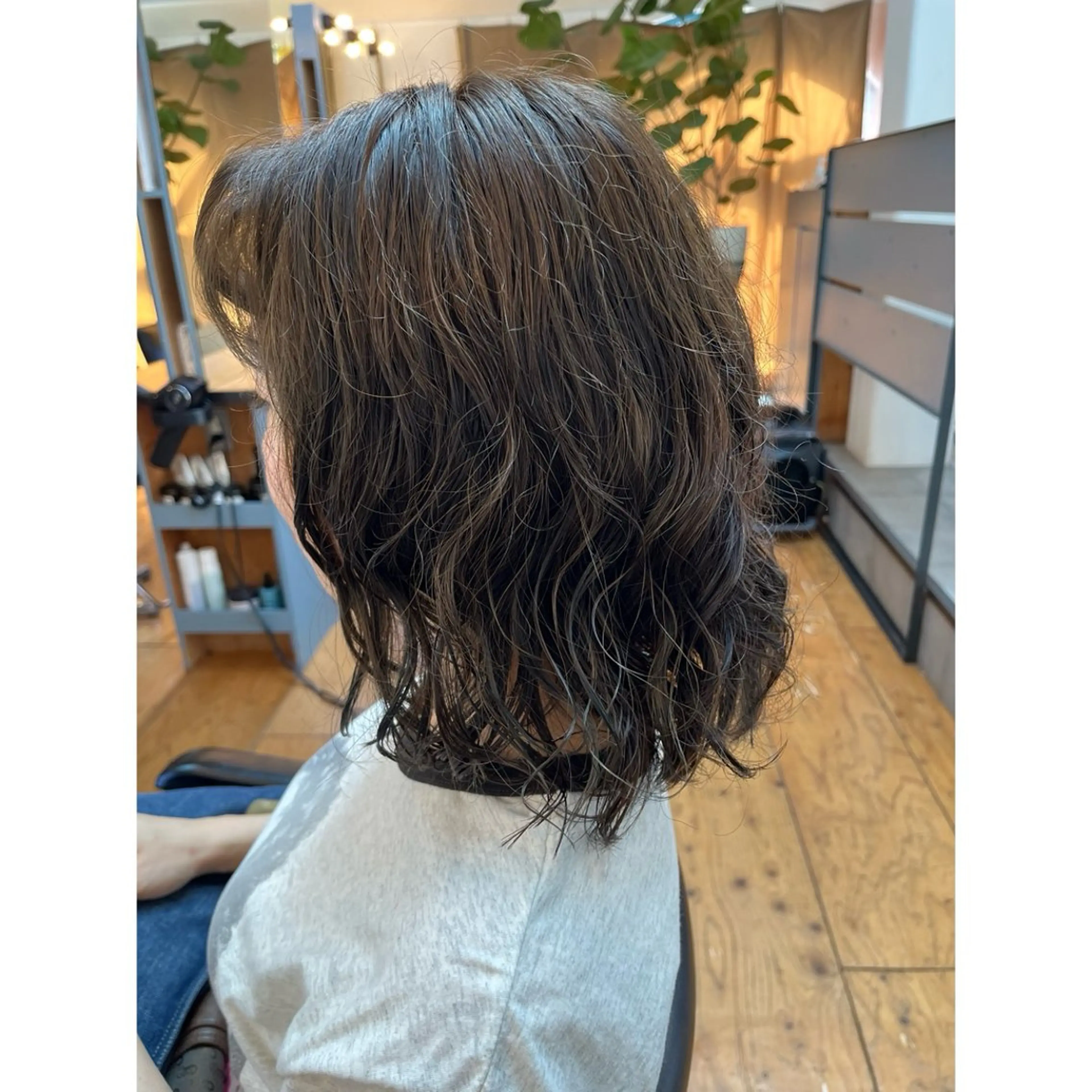 セミロング パーマ セミロングパーマ ボブ 髪質改善 トリートメント カット パーマ Lagom なかだのヘアスタイル