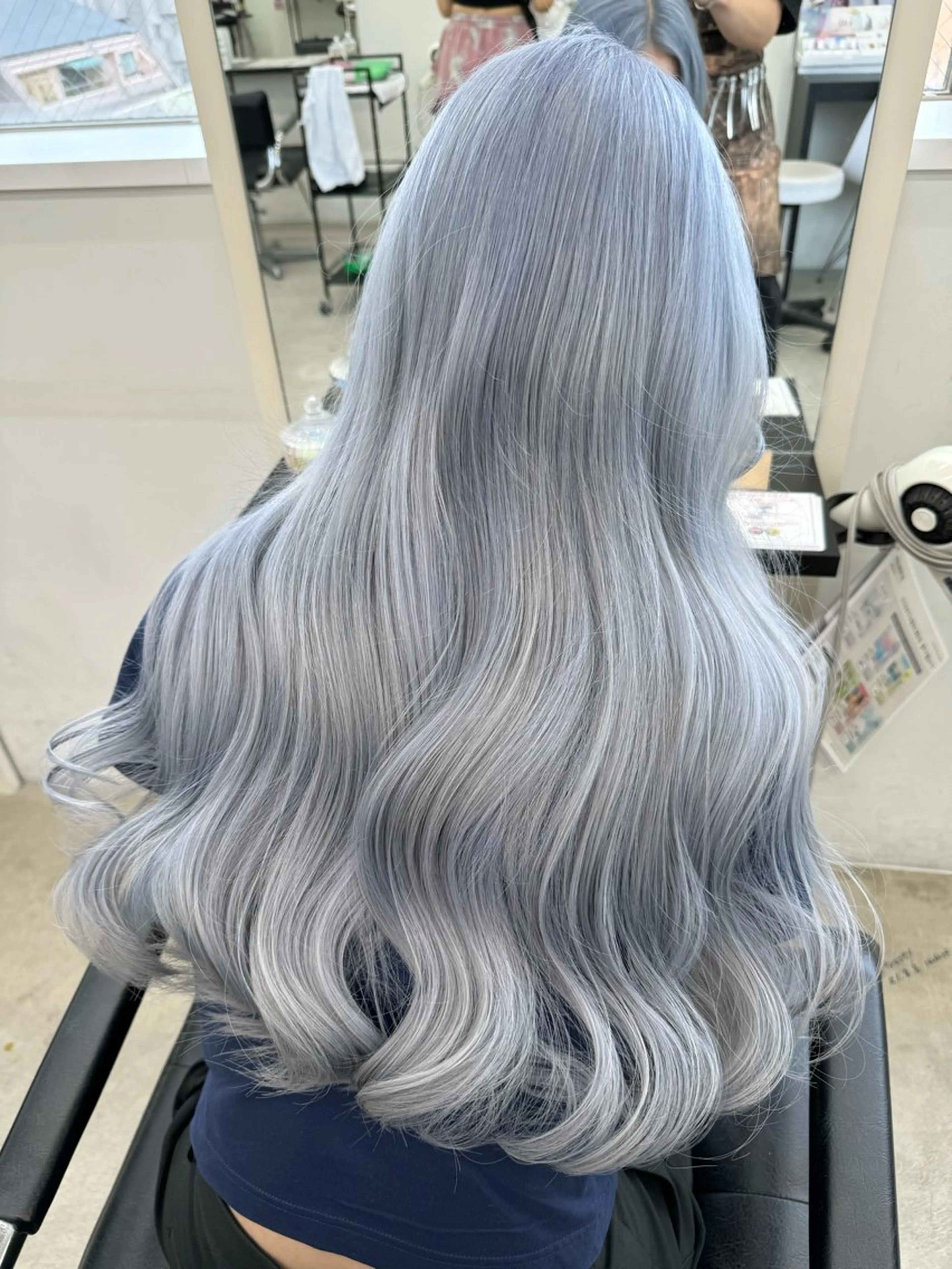 カラー ブリーチ ヘアカラー 田中 莉香のヘアスタイル
