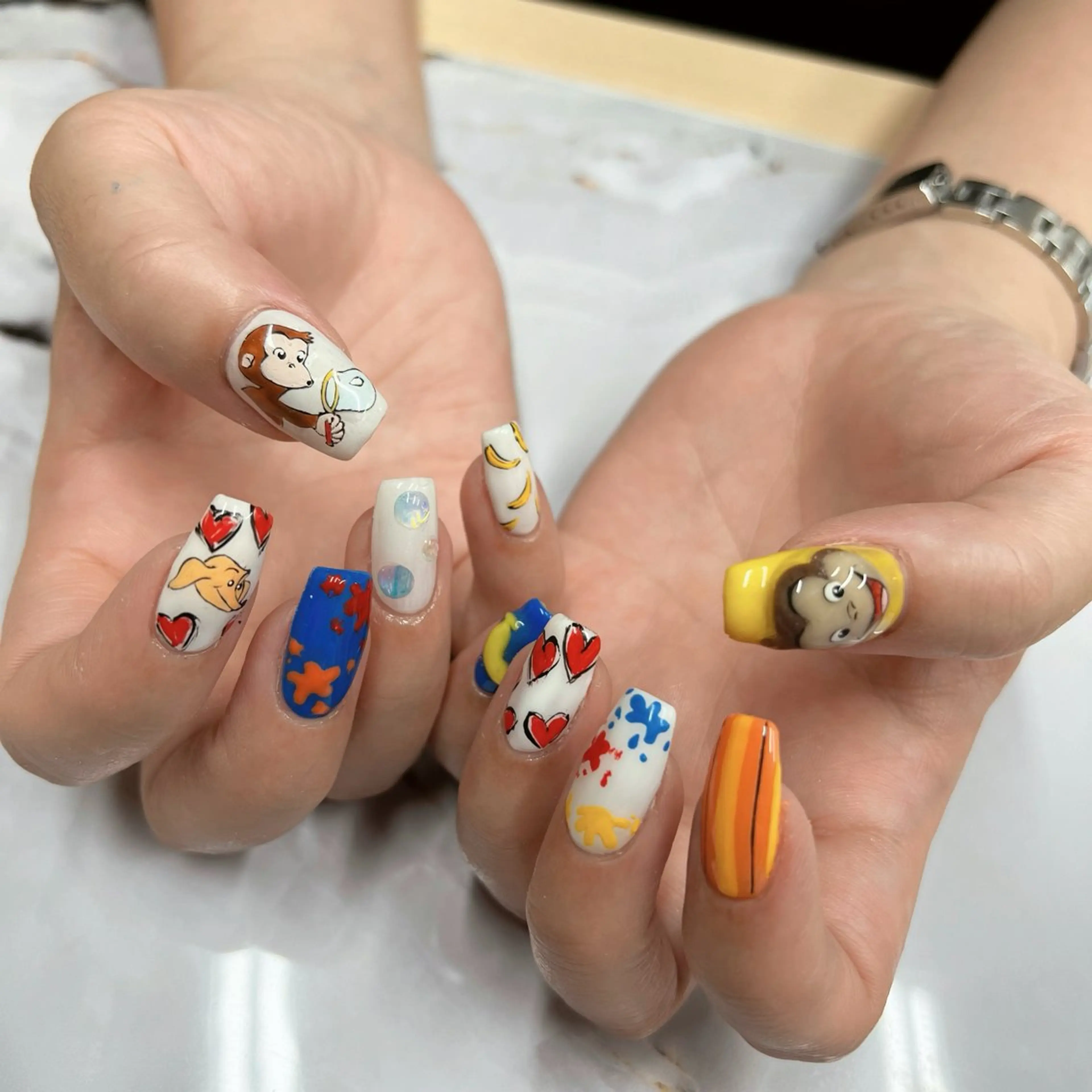 ネイル ハンドネイル Dia Nail AKIのネイルデザイン