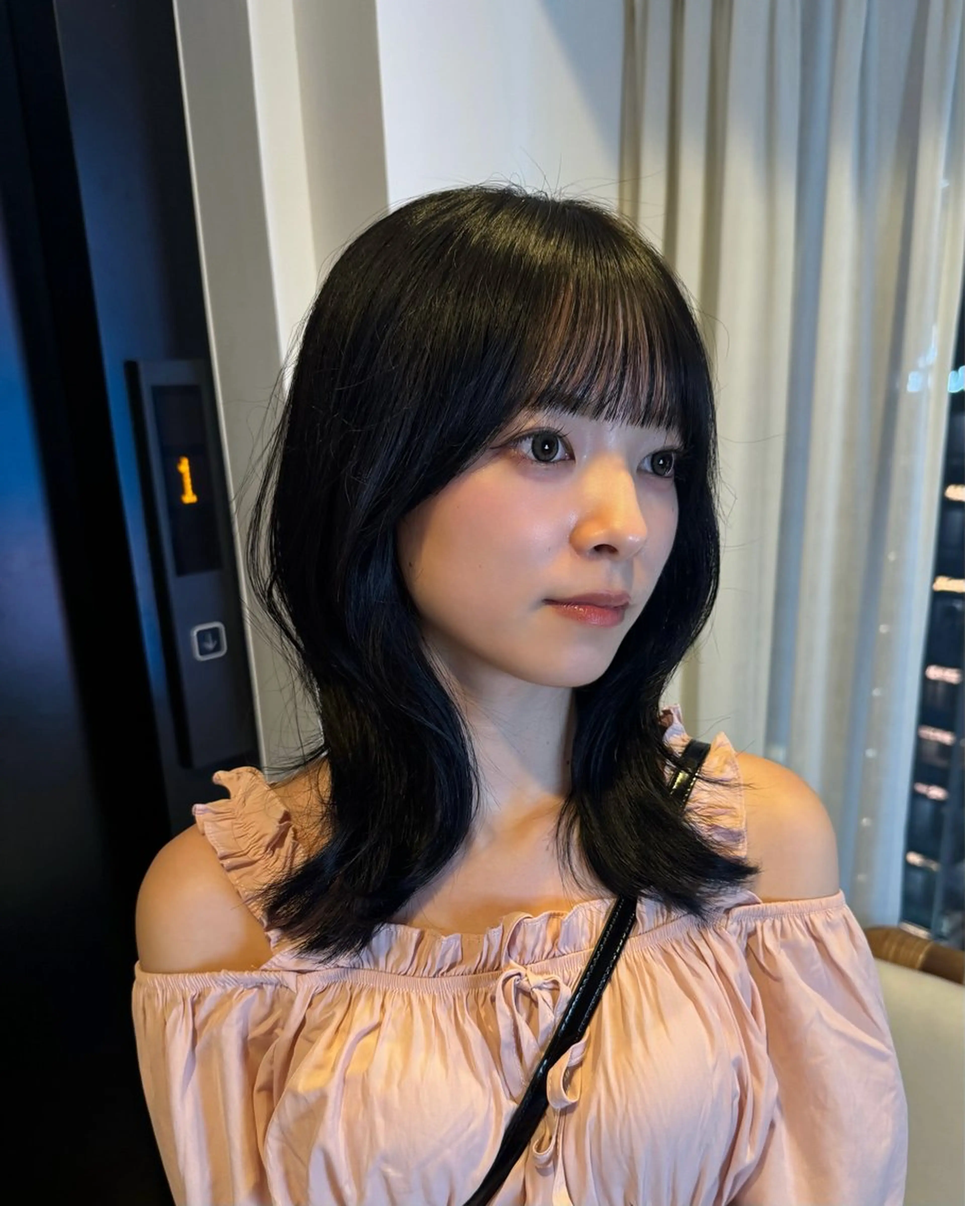 ミディアム ミディアムレイヤー くびれヘア レイヤーカット Bonheur銀座 /前田 栞九郎のヘアスタイル