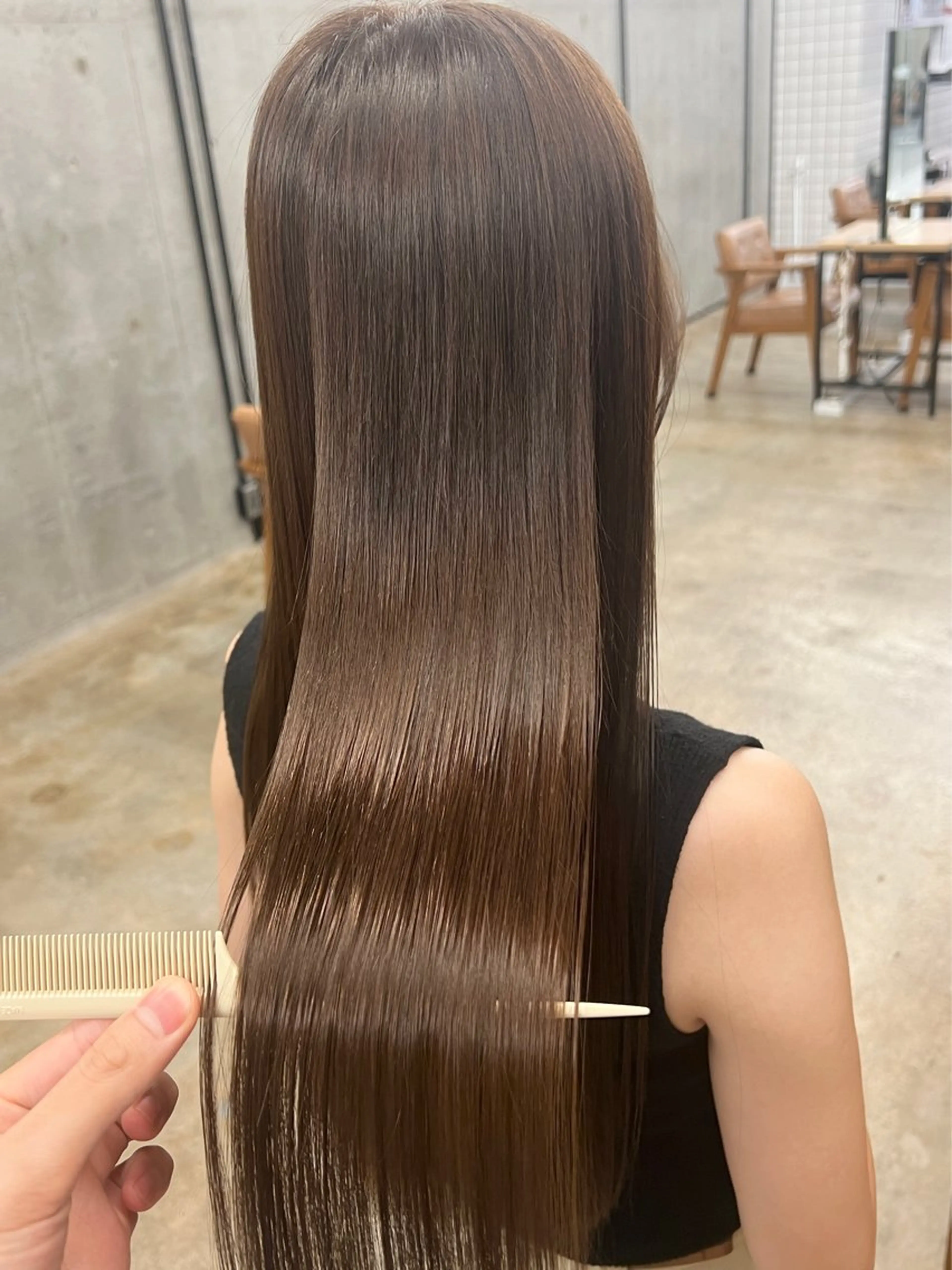ロング カラー カット ヘアカラー トリートメント 🍂ミルクティーと 縮毛矯正✨翔太のヘアスタイル