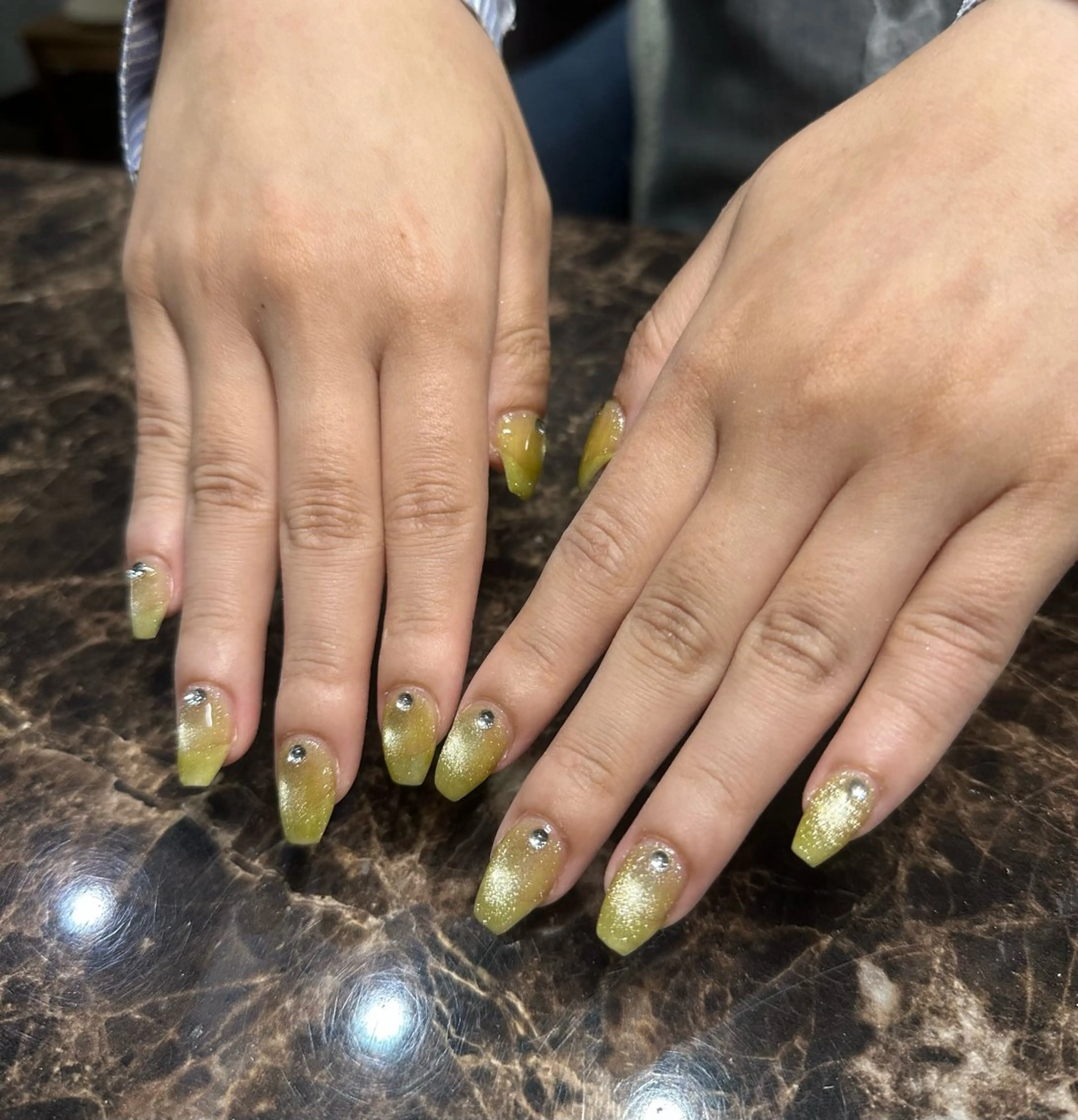 ネイル IROHA NAIL Rinoのネイルデザイン