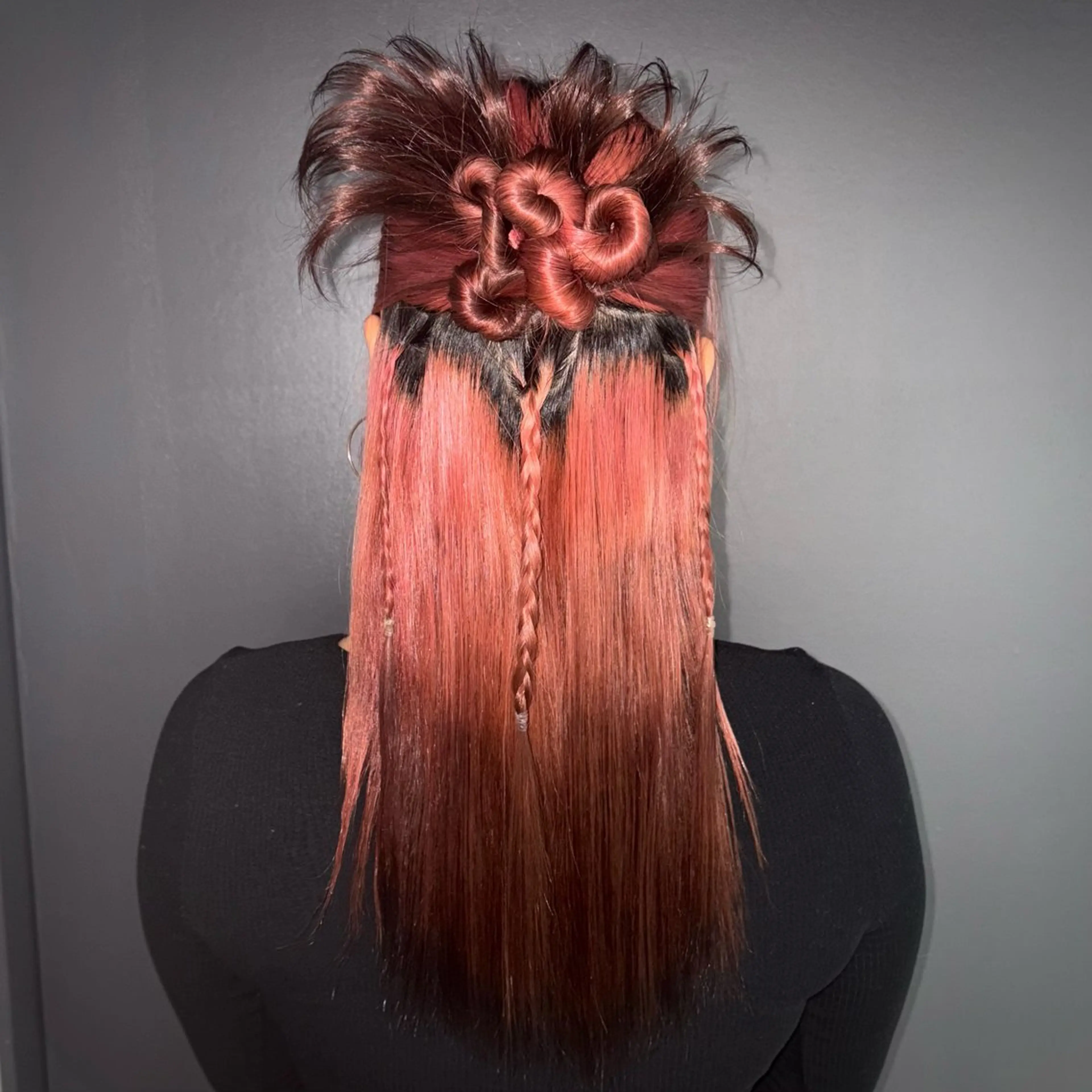 ヘアアレンジ ヘアセット ★デザインカラー ハイトーン ももか★のヘアスタイル