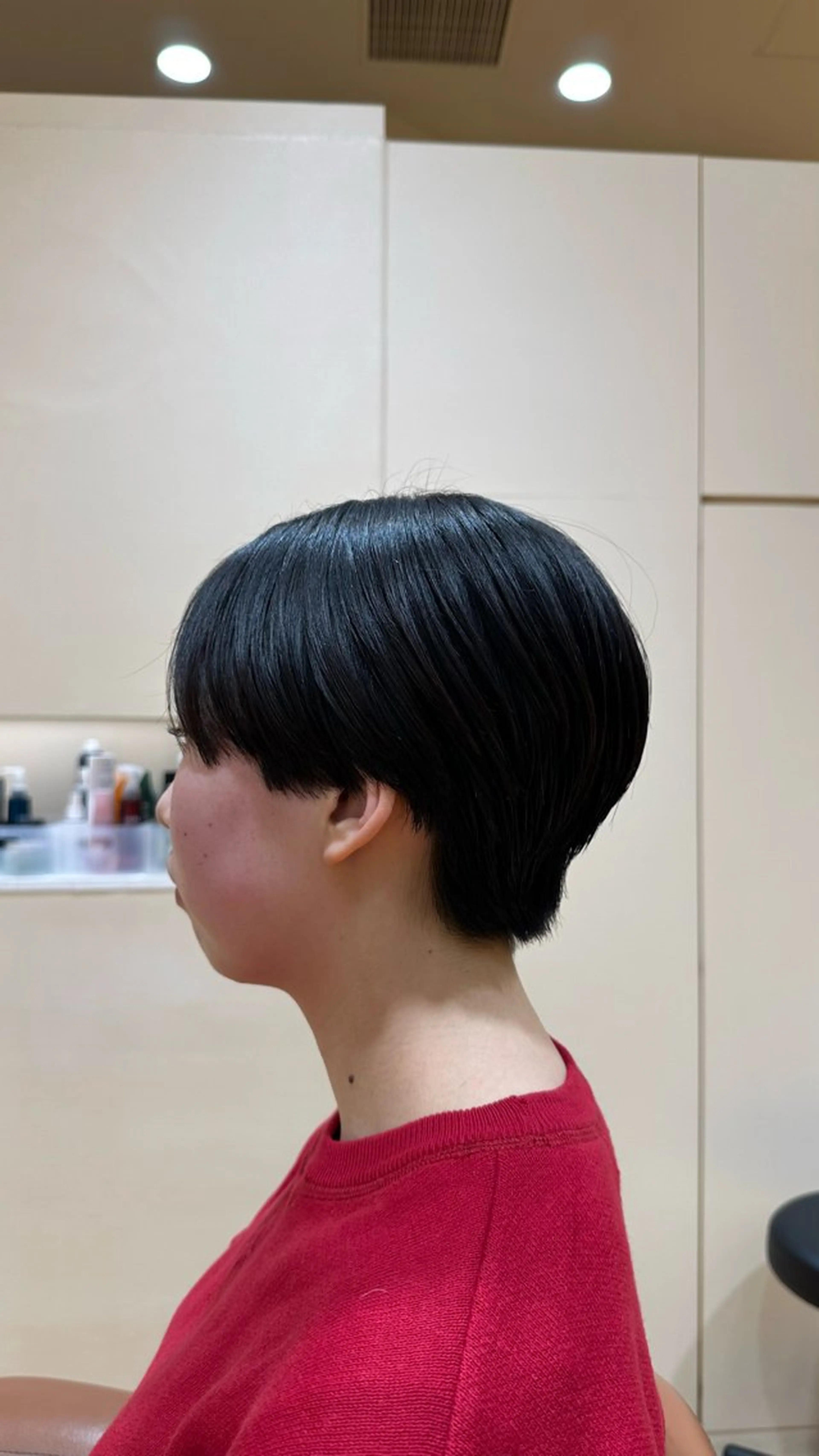 ショート とうい/パーマボブ/ くせ毛/丸みボブのヘアスタイル