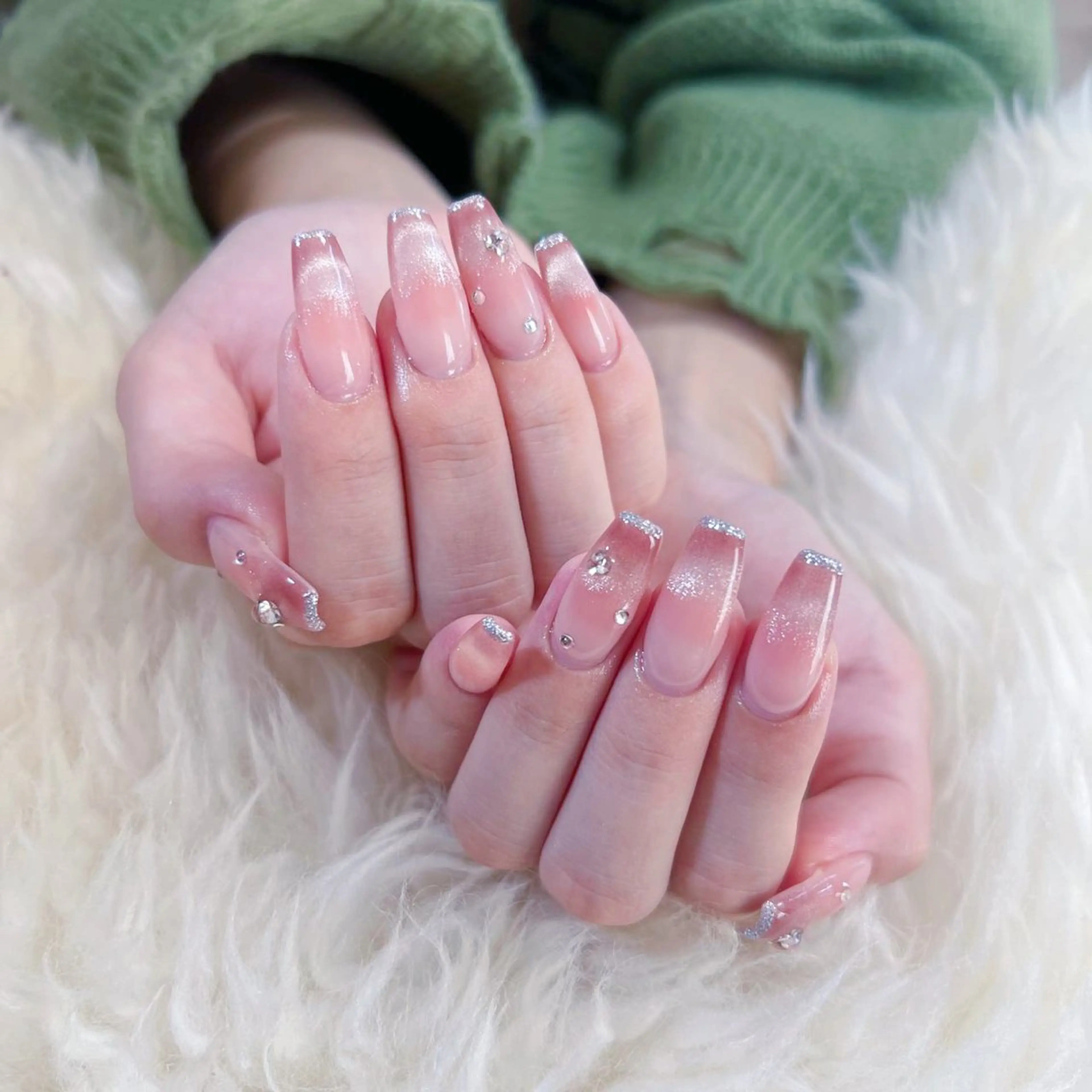 ロング ハンドネイル ハンドケア 💜MIYA nail川崎店のネイルデザイン