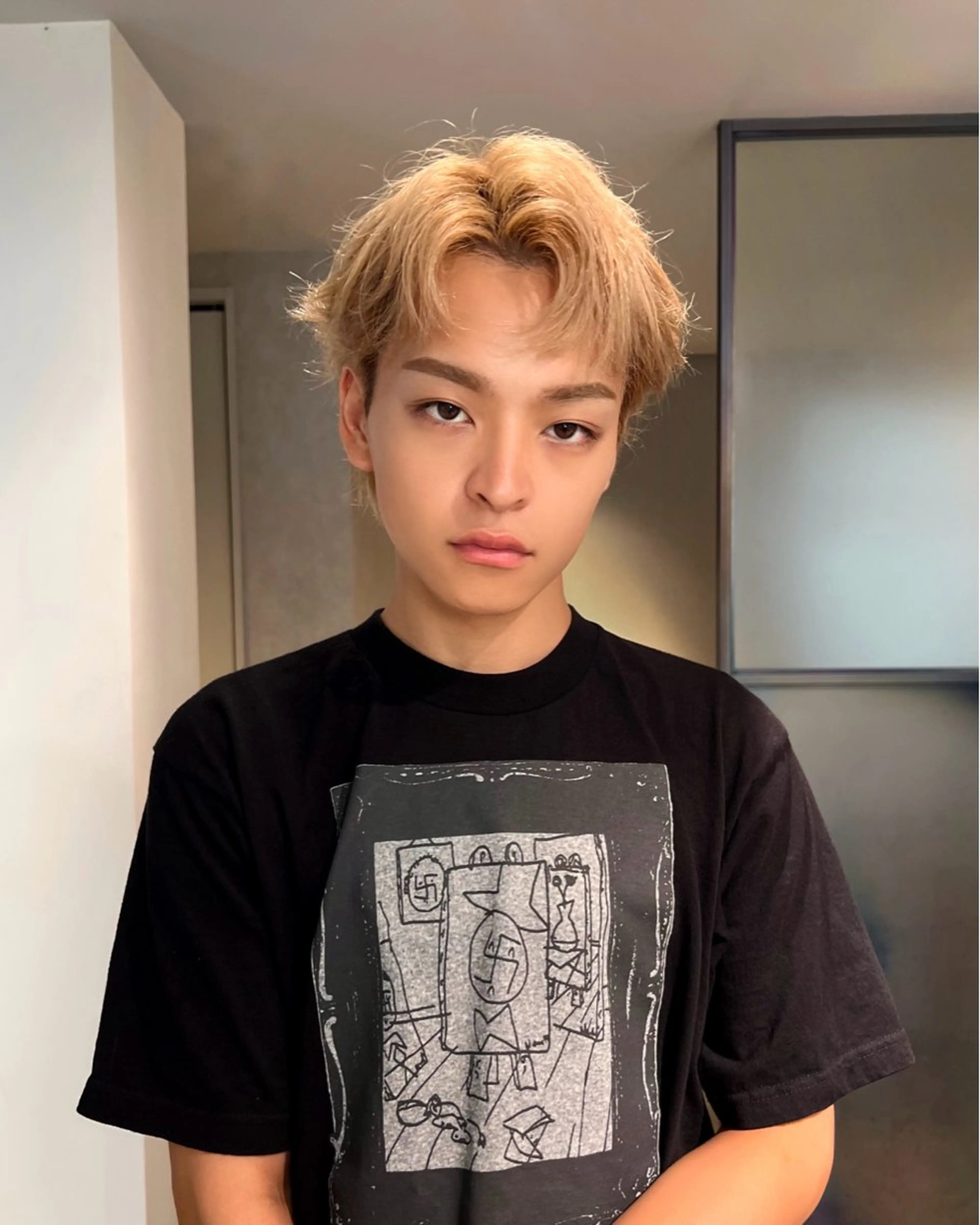 パーマ メンズ マッシュ メンズパーマ メンズショート ツイストスパイラルパーマ 波巻きパーマ 眉カット Qin shaire salon 原宿verno店所属・【センターパート】 ETO／江藤翼の眉毛・アイブロウイメージ