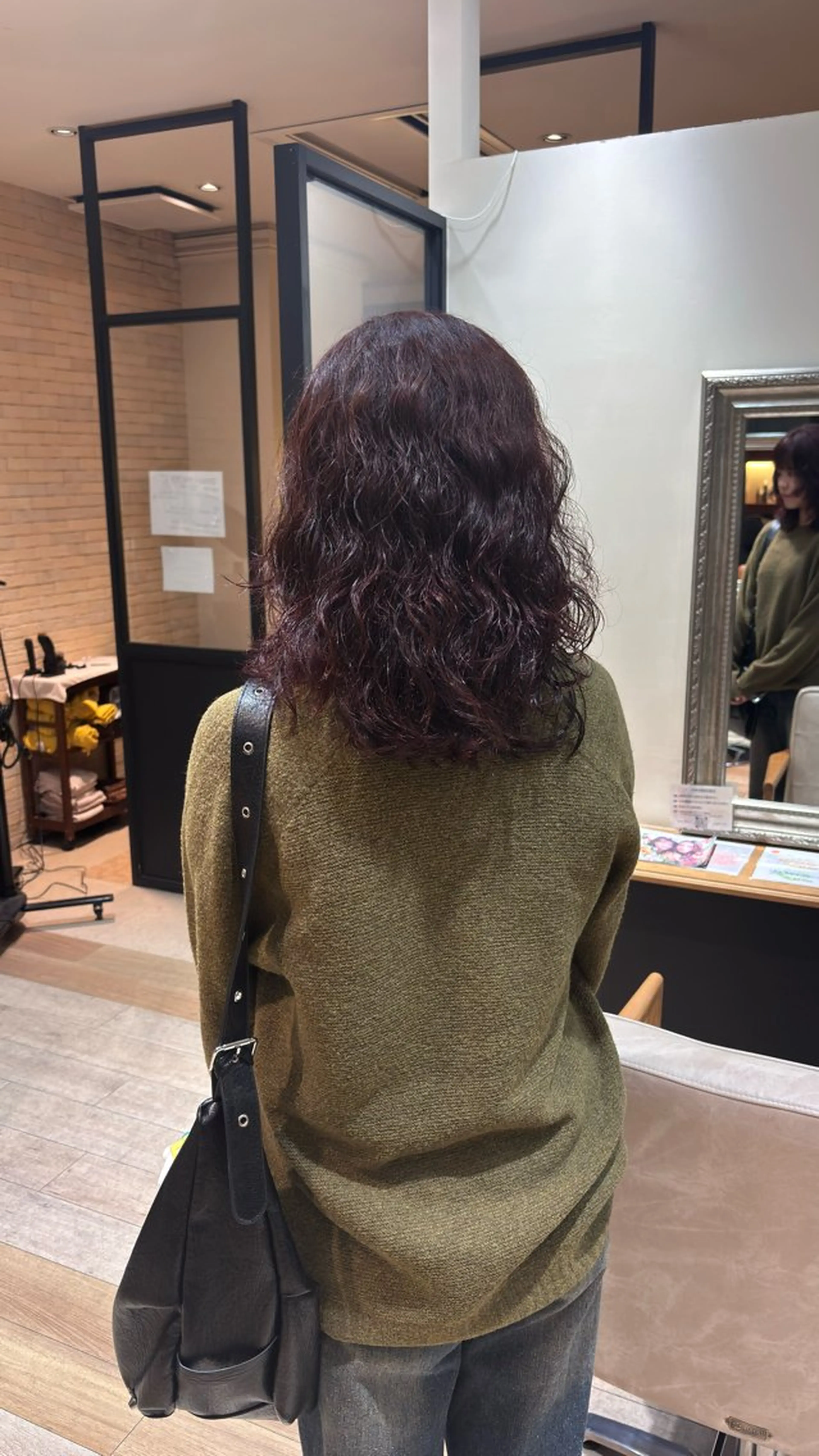 ミディアム カラー パーマ ミディアムパーマ ヘアカラー トリートメント Fukuma Karinのヘアスタイル