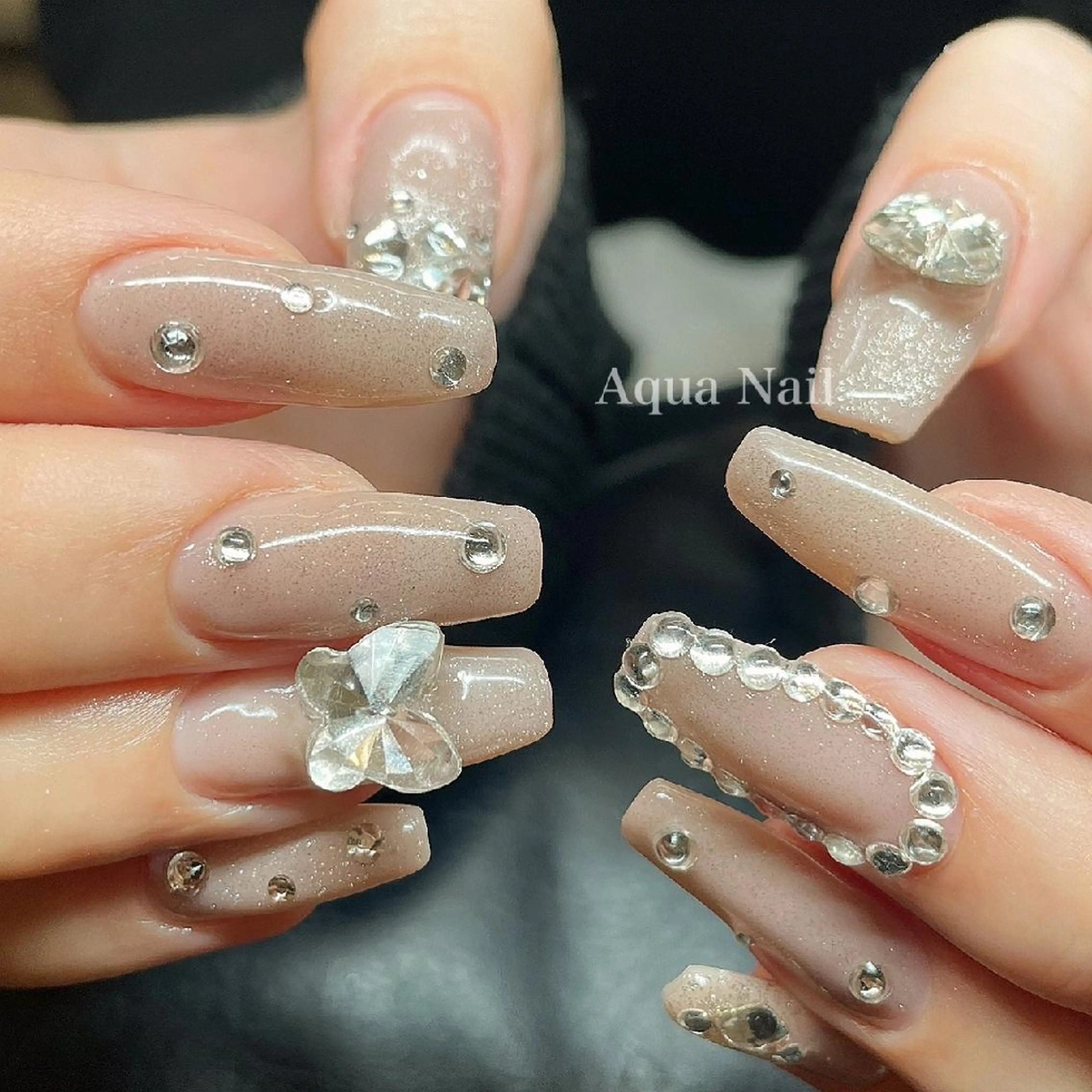 ネイル ジェルネイル キラキラネイル マグネットネイル ストーンネイル ハンドネイル フットネイル AQUA NAIL所属・AQUA NAILのネイルデザイン